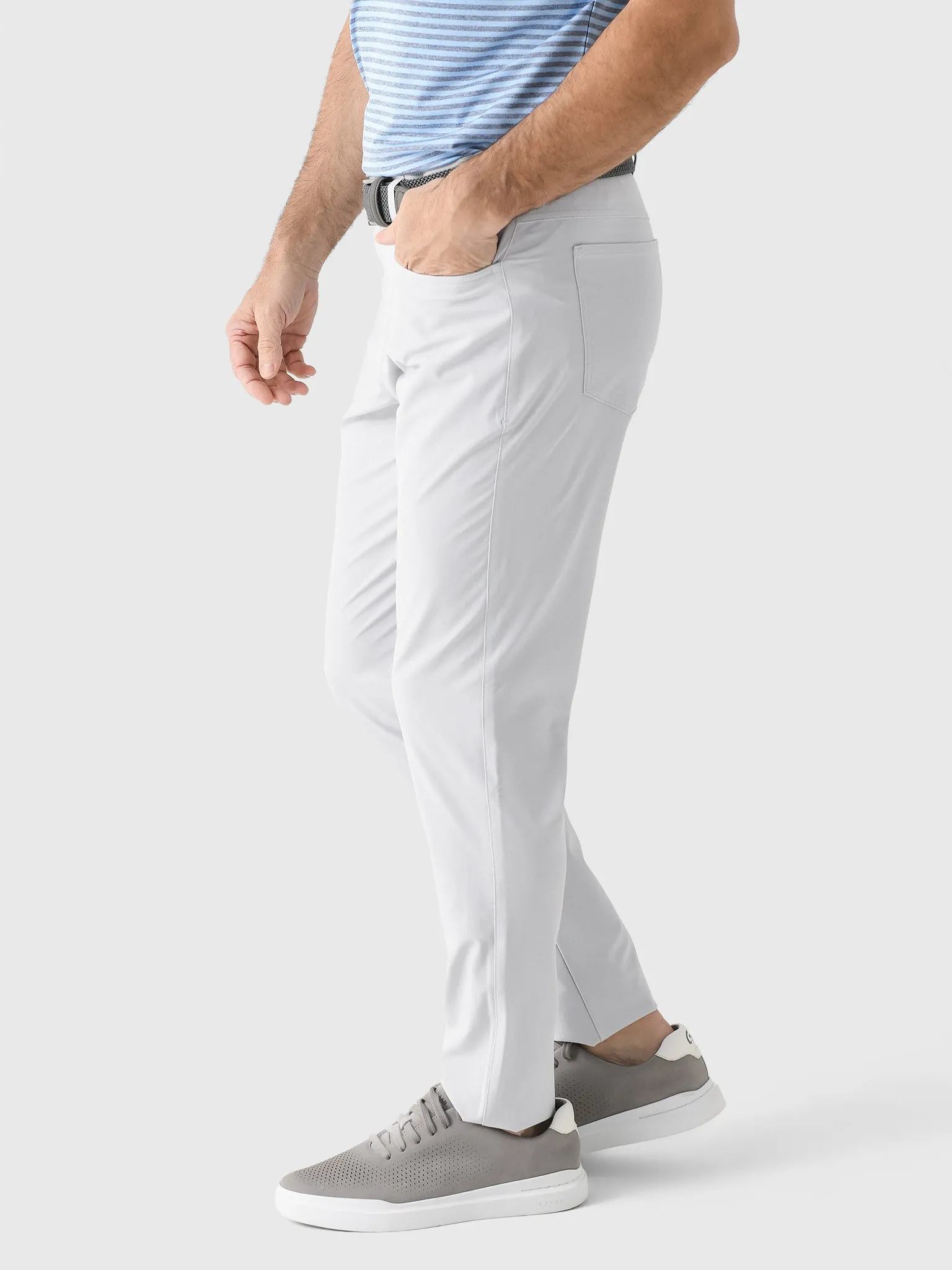 Mizzen+Main Men's Helmsman 5-Pocket Pant sold by Saint Bernard product image thumbnail 3