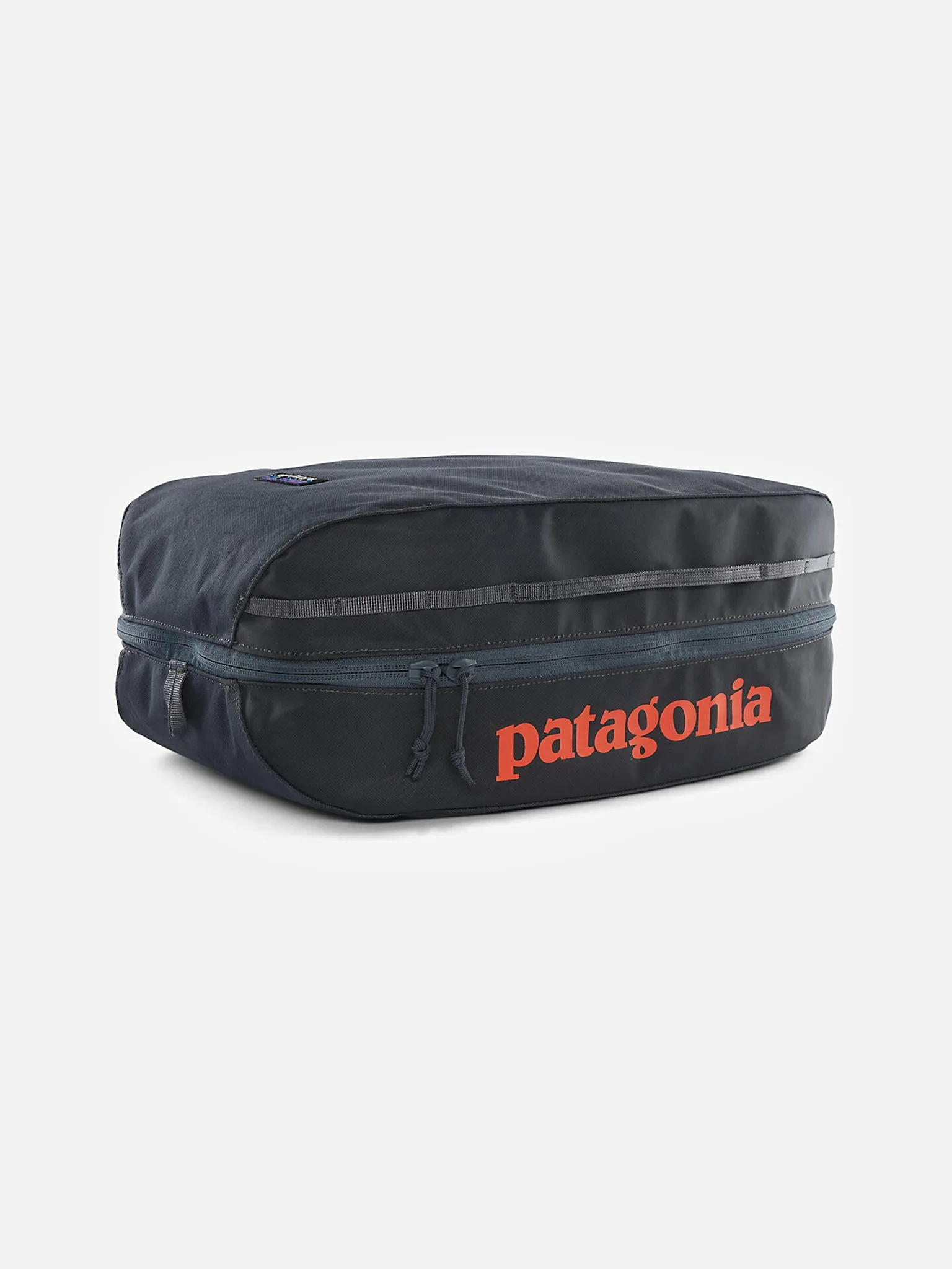 Patagonia Black Hole Cube 14L sold by Saint Bernard