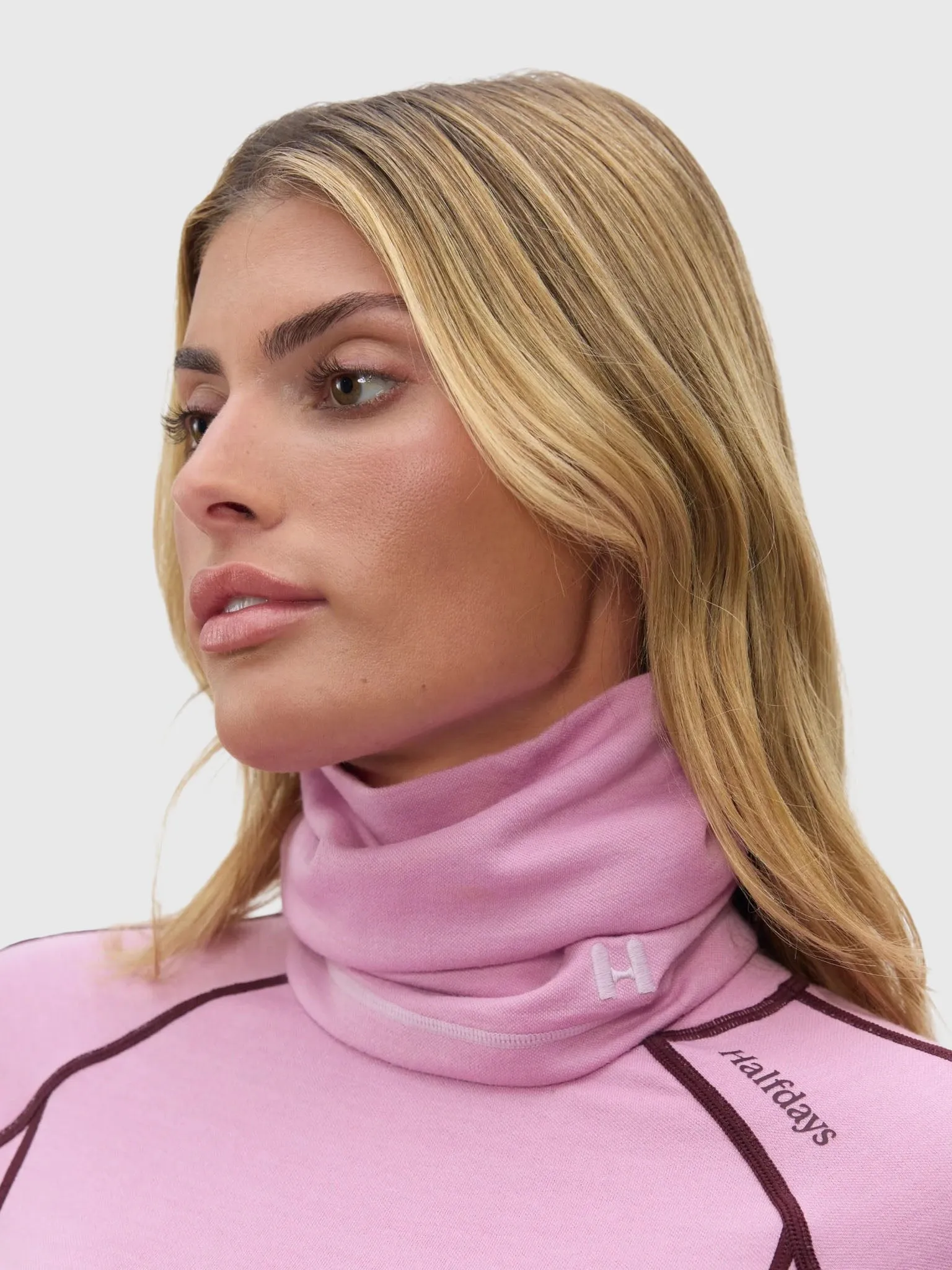 Halfdays Merino Gaiter sold by Saint Bernard