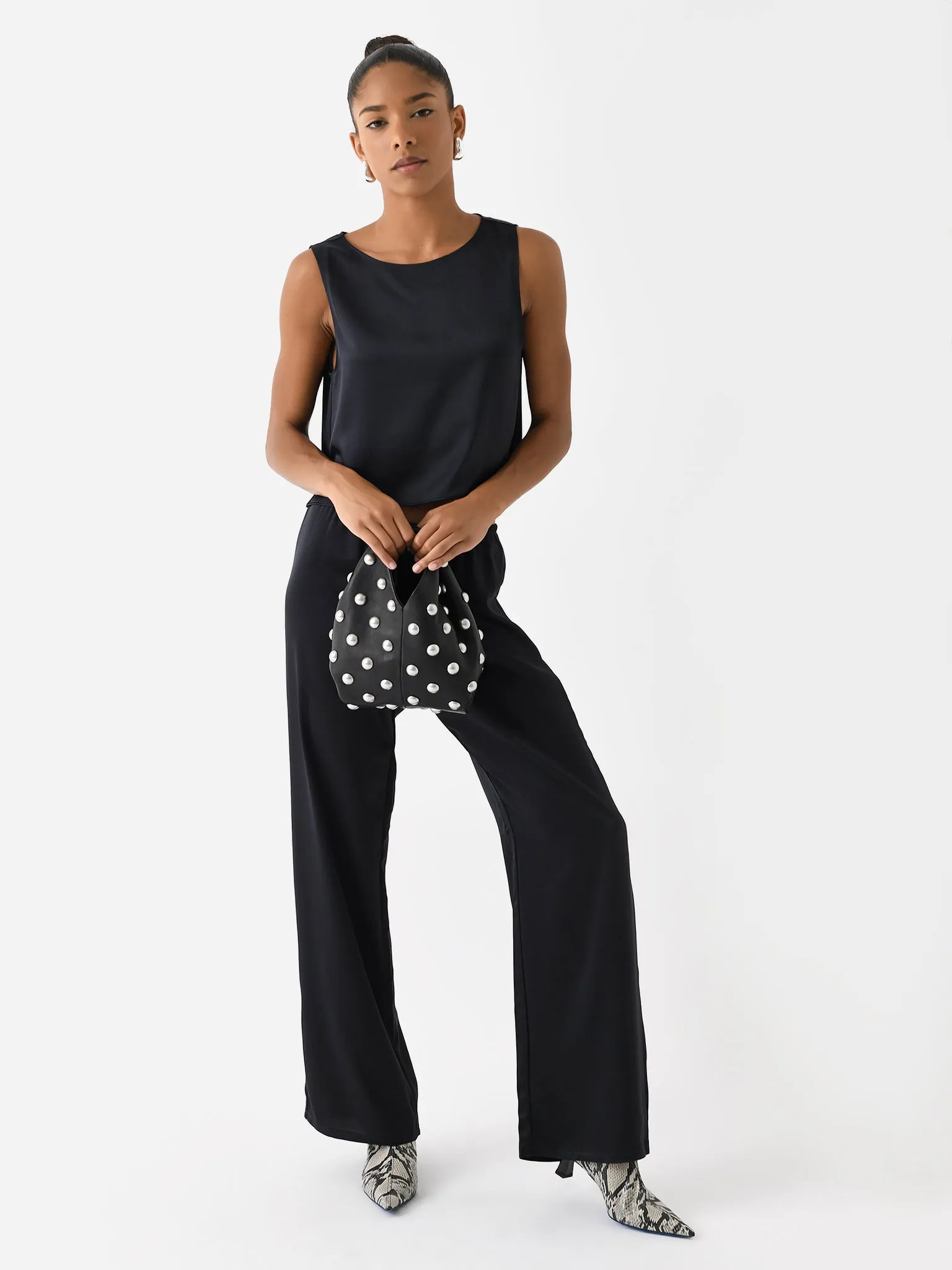 Leset Women's Barb Crop Sleeveless Crew sold by Saint Bernard product image thumbnail 5