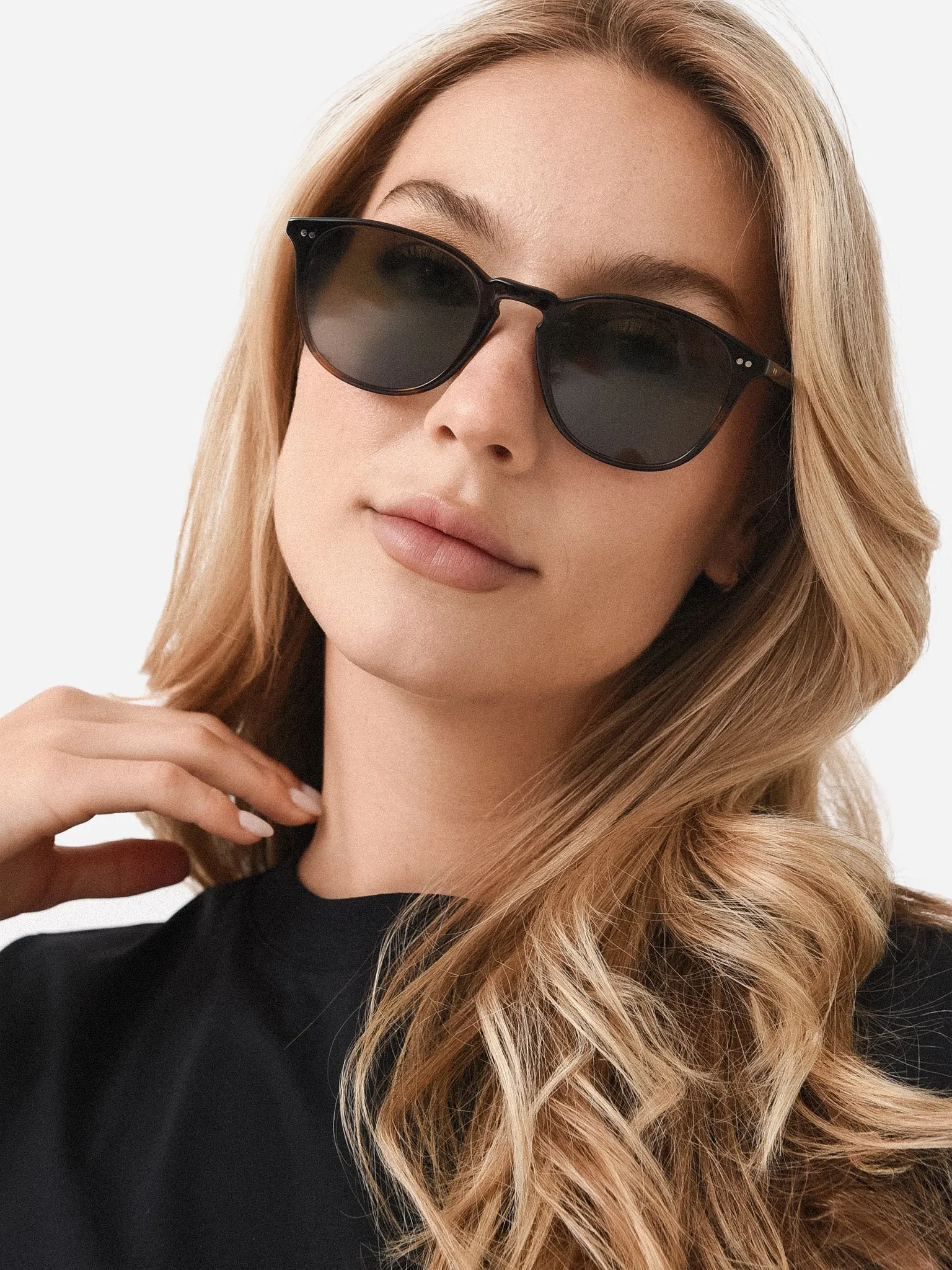 Oliver Peoples Forman L.A. Sunglasses sold by Saint Bernard product image thumbnail 3