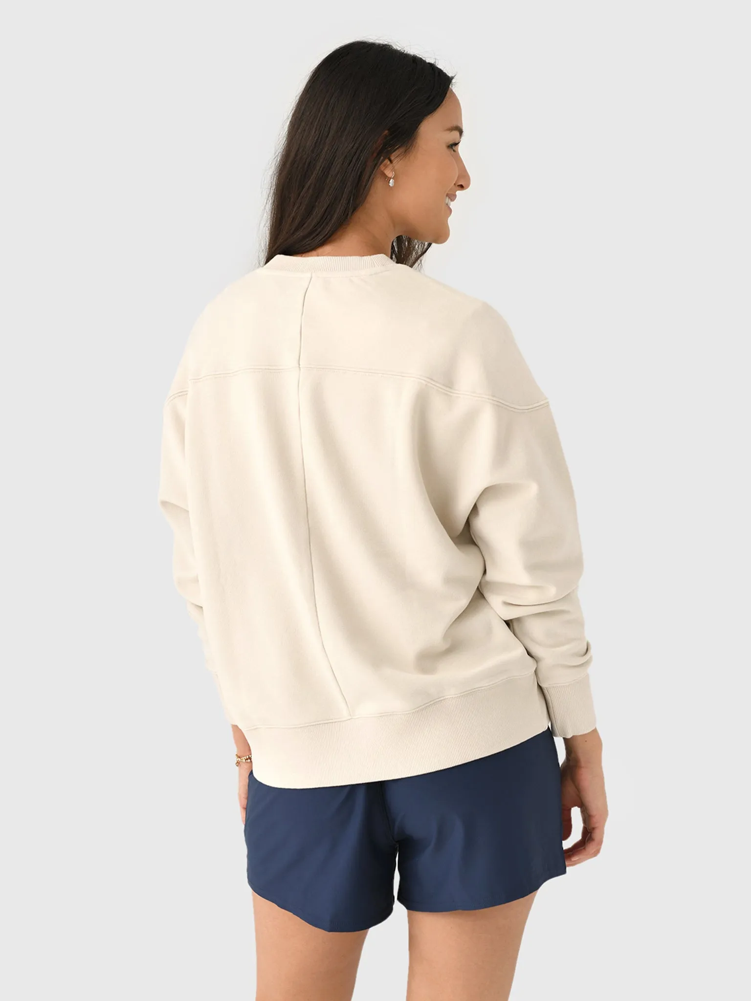 Vuori Women's Sedona Weekender Crew sold by Saint Bernard product image thumbnail 4