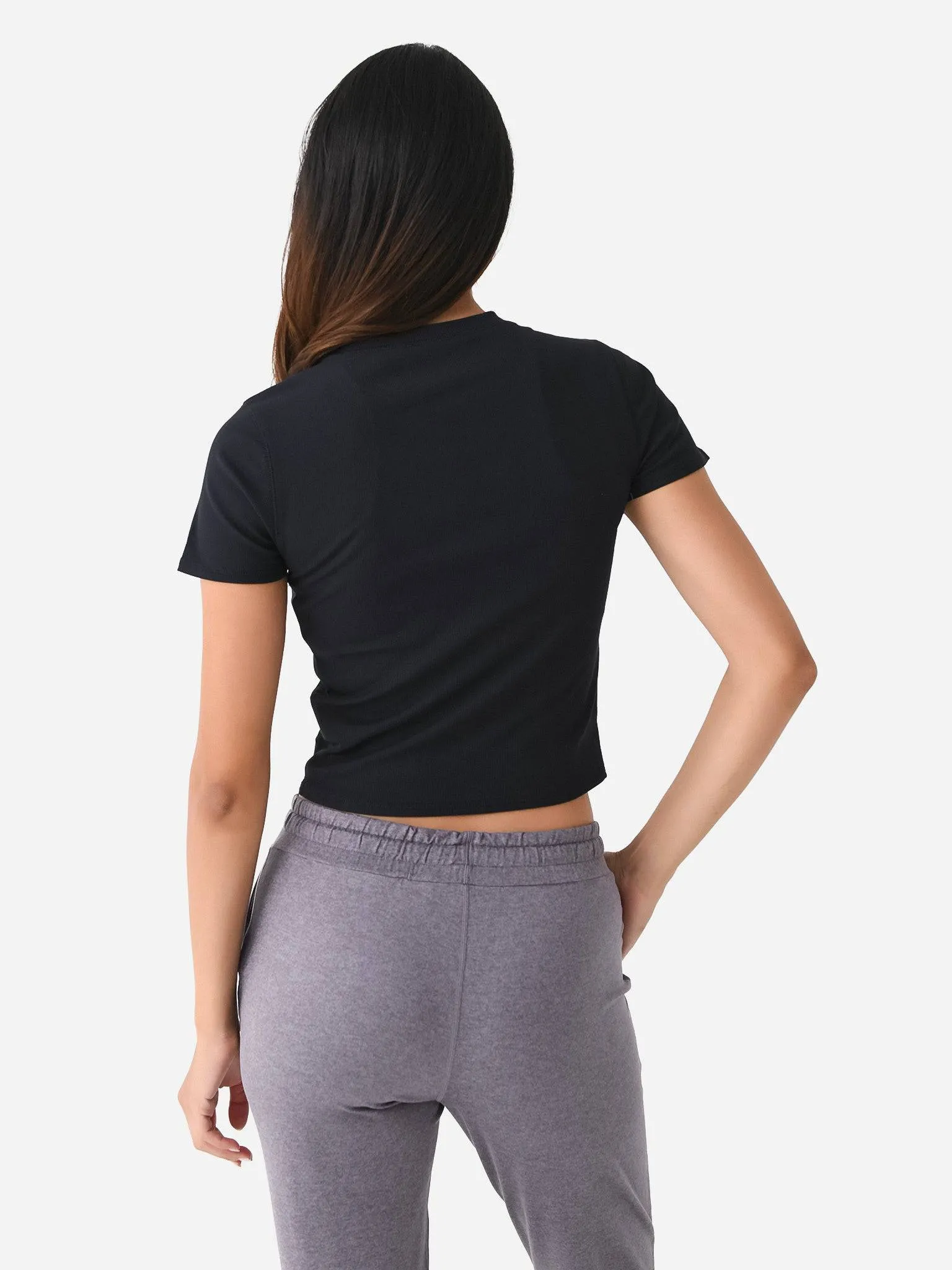 Vuori Women's Pose Fitted Tee sold by Saint Bernard product image thumbnail 4