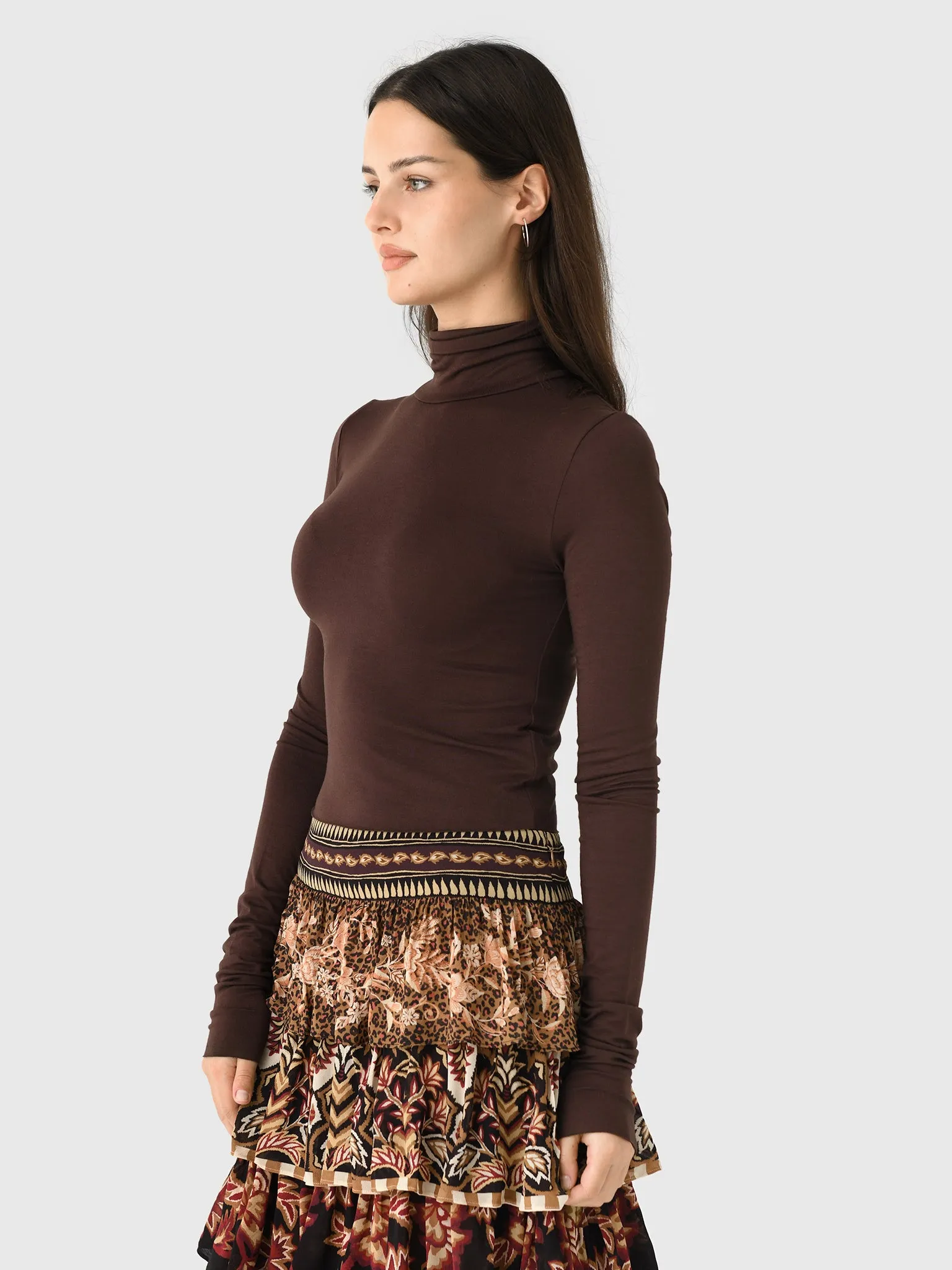 Eterne Women's Cropped Fitted Turtleneck Top sold by Saint Bernard product image thumbnail 3