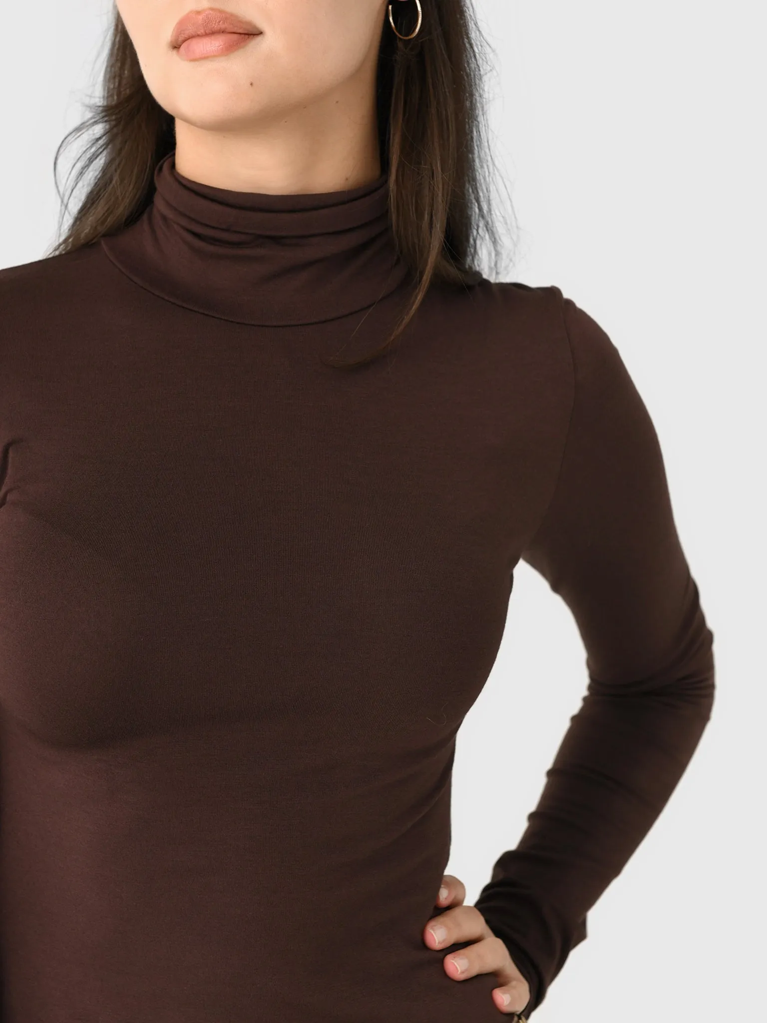 Eterne Women's Cropped Fitted Turtleneck Top sold by Saint Bernard product image thumbnail 5