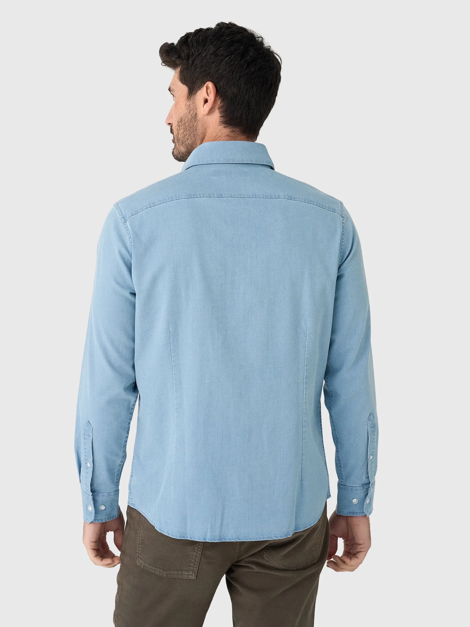 Mizzen+Main Men's Trim Nash Chambray Shirt sold by Saint Bernard product image thumbnail 3