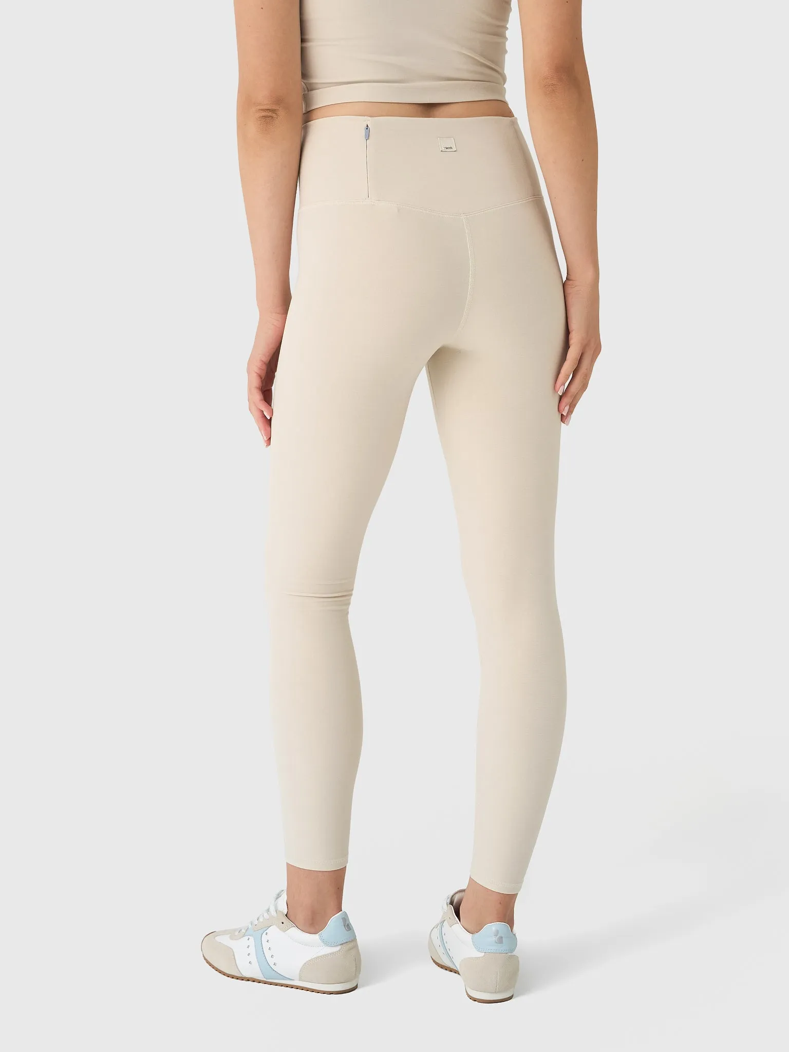 Vuori Women's Clean Elevation Legging sold by Saint Bernard product image thumbnail 4