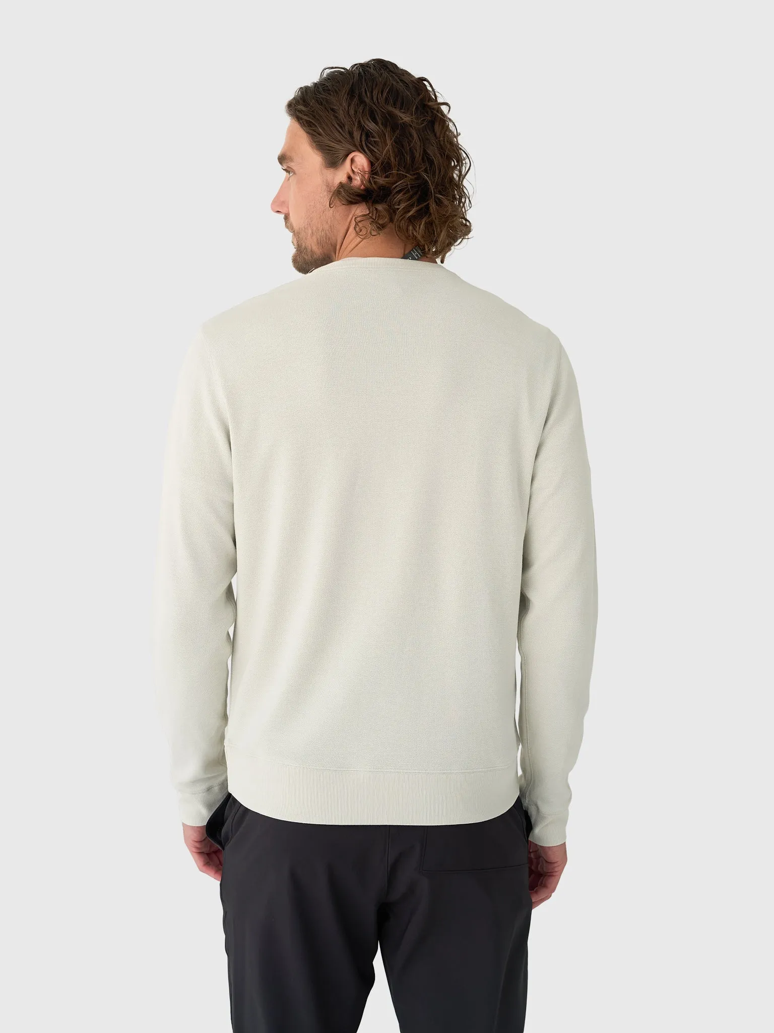 Vuori Men's Jeffreys Crew 2.0 sold by Saint Bernard product image thumbnail 4