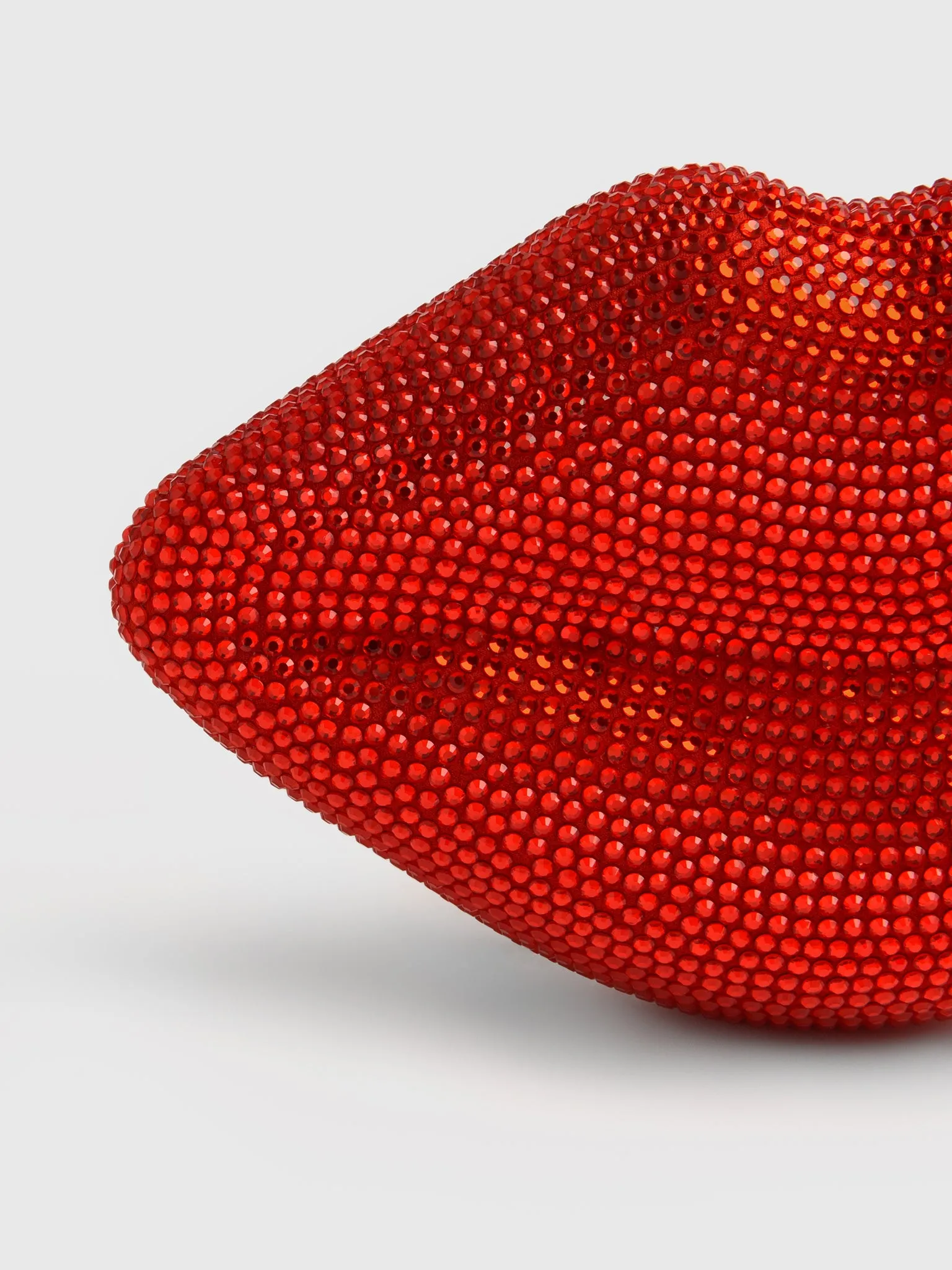 Simon Miller Crystal Lip Clutch sold by Saint Bernard product image thumbnail 5