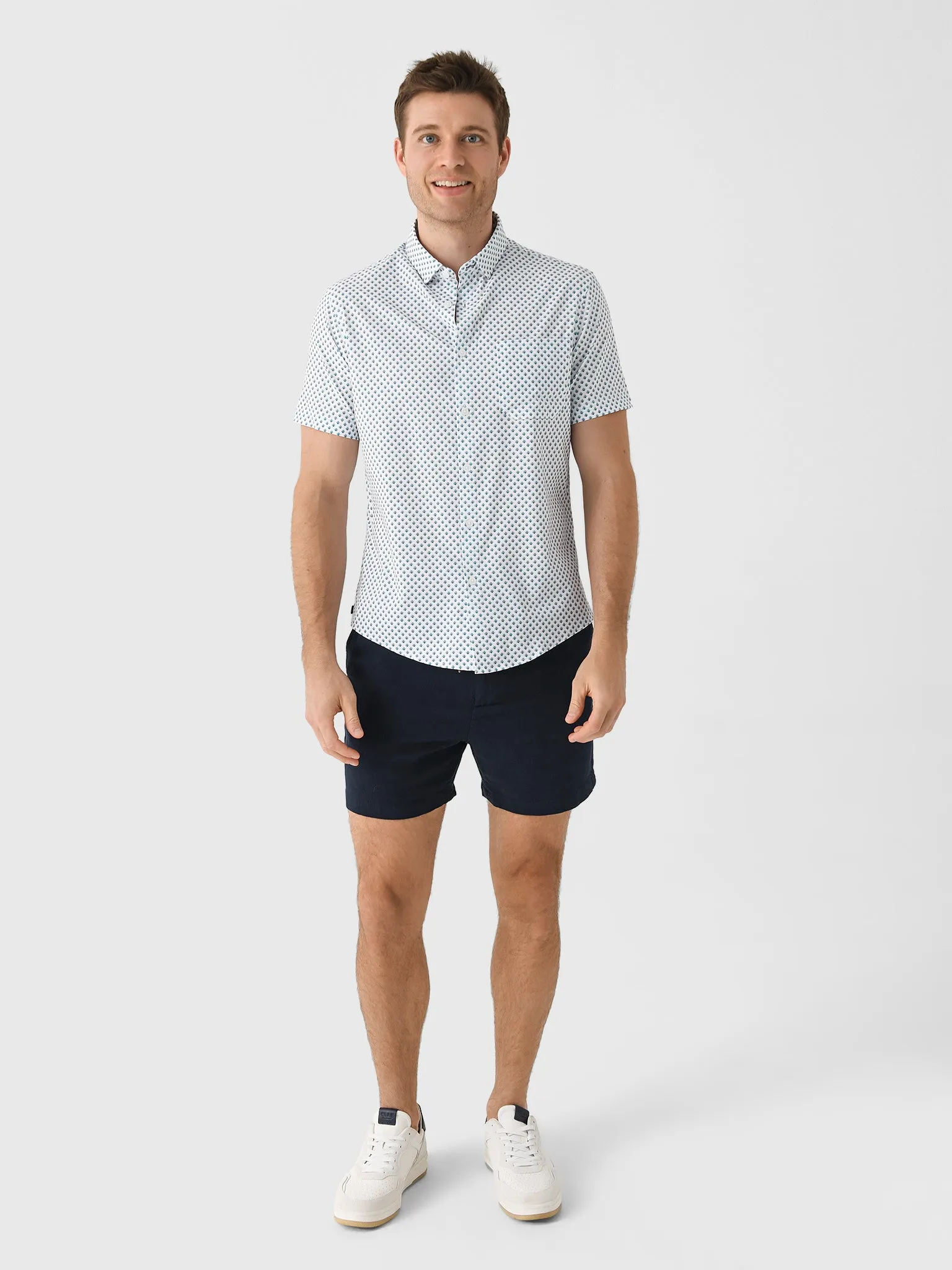 Mizzen+Main Men's Trim Leeward Short Sleeve Dress Shirt sold by Saint Bernard product image thumbnail 2
