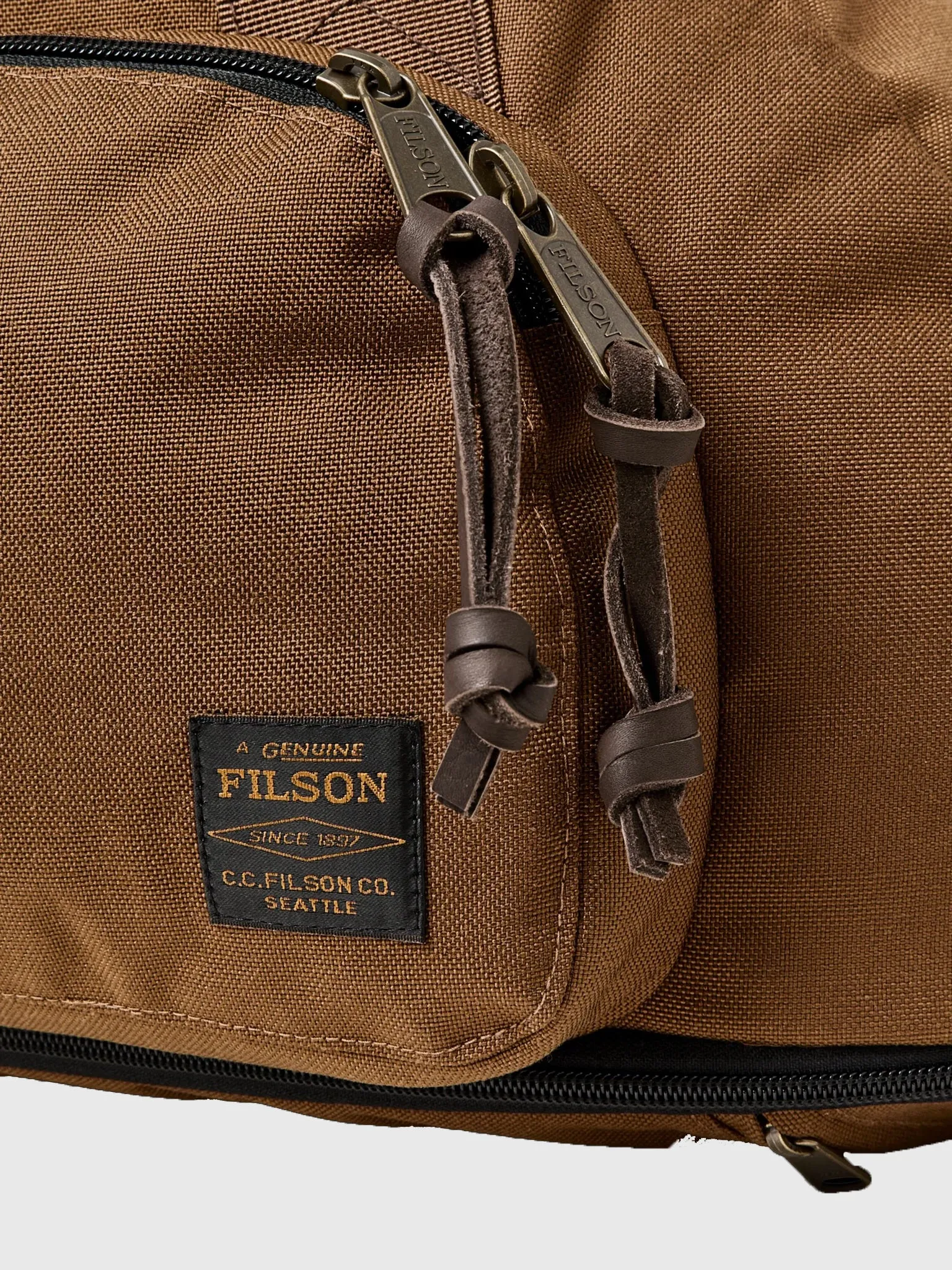 Filson Dryden Duffle Pack sold by Saint Bernard product image thumbnail 5