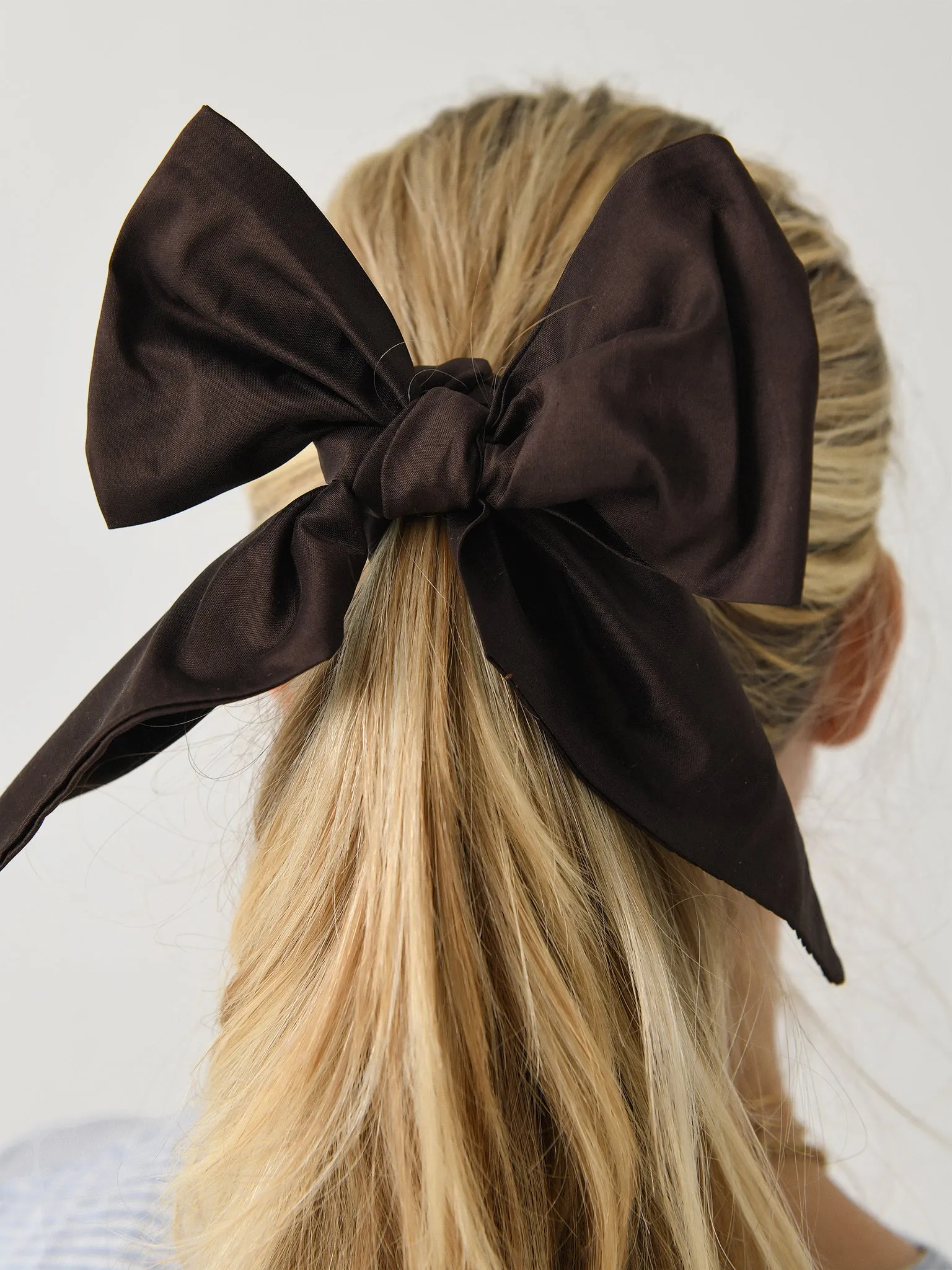 DONNI. The Taffeta Bow sold by Saint Bernard product image thumbnail 2