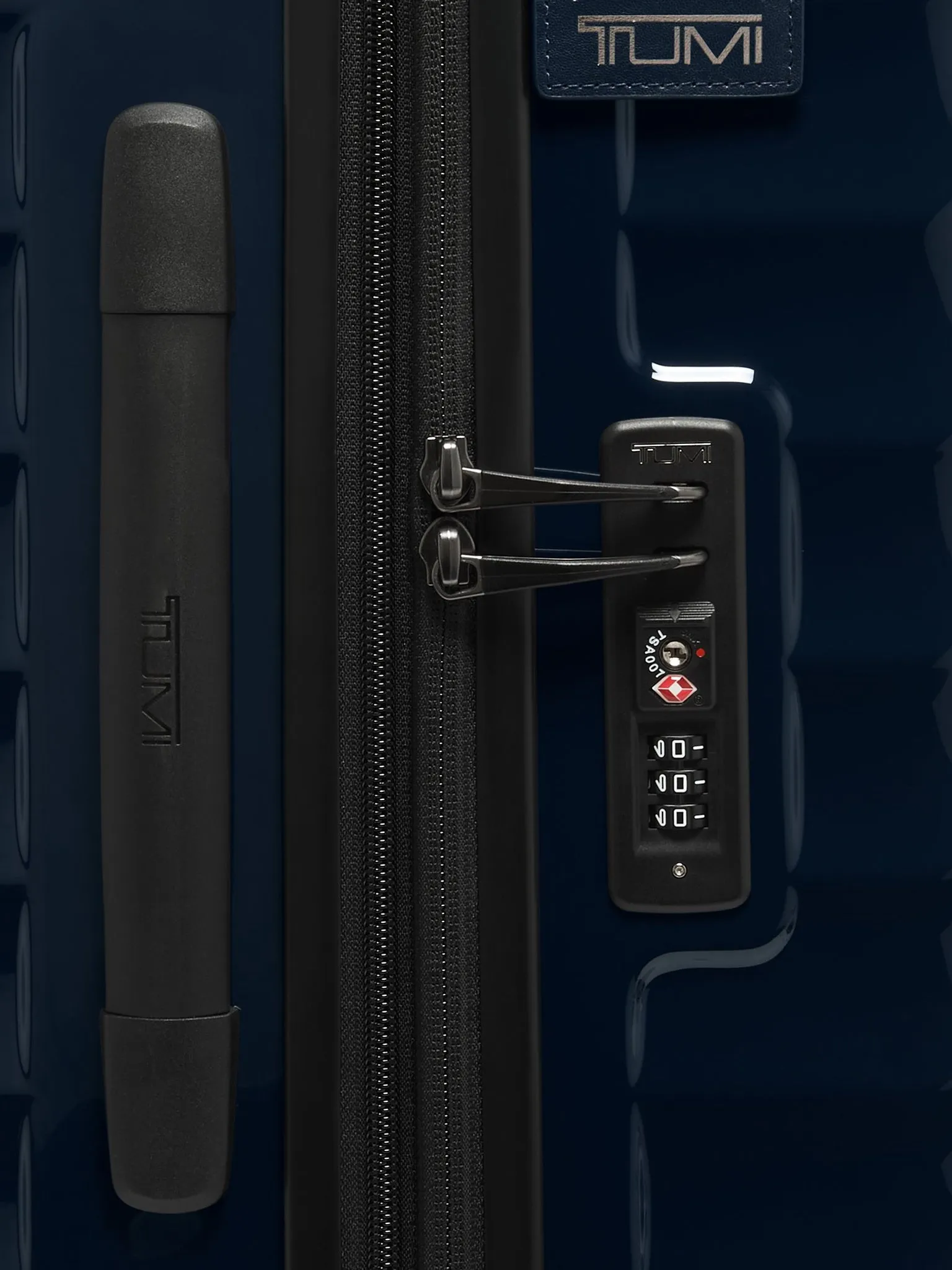 TUMI Extended Trip Expandable 4 Wheeled Packing Case sold by Saint Bernard product image thumbnail 4