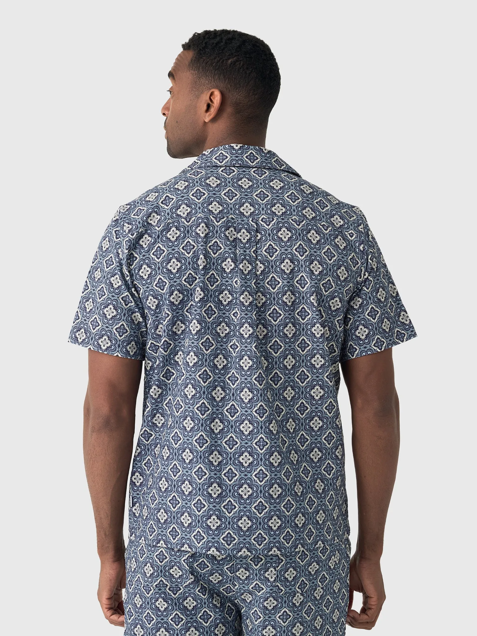 Les Deux Men's Lukas Arabesque Short-Sleeve Shirt sold by Saint Bernard product image thumbnail 4