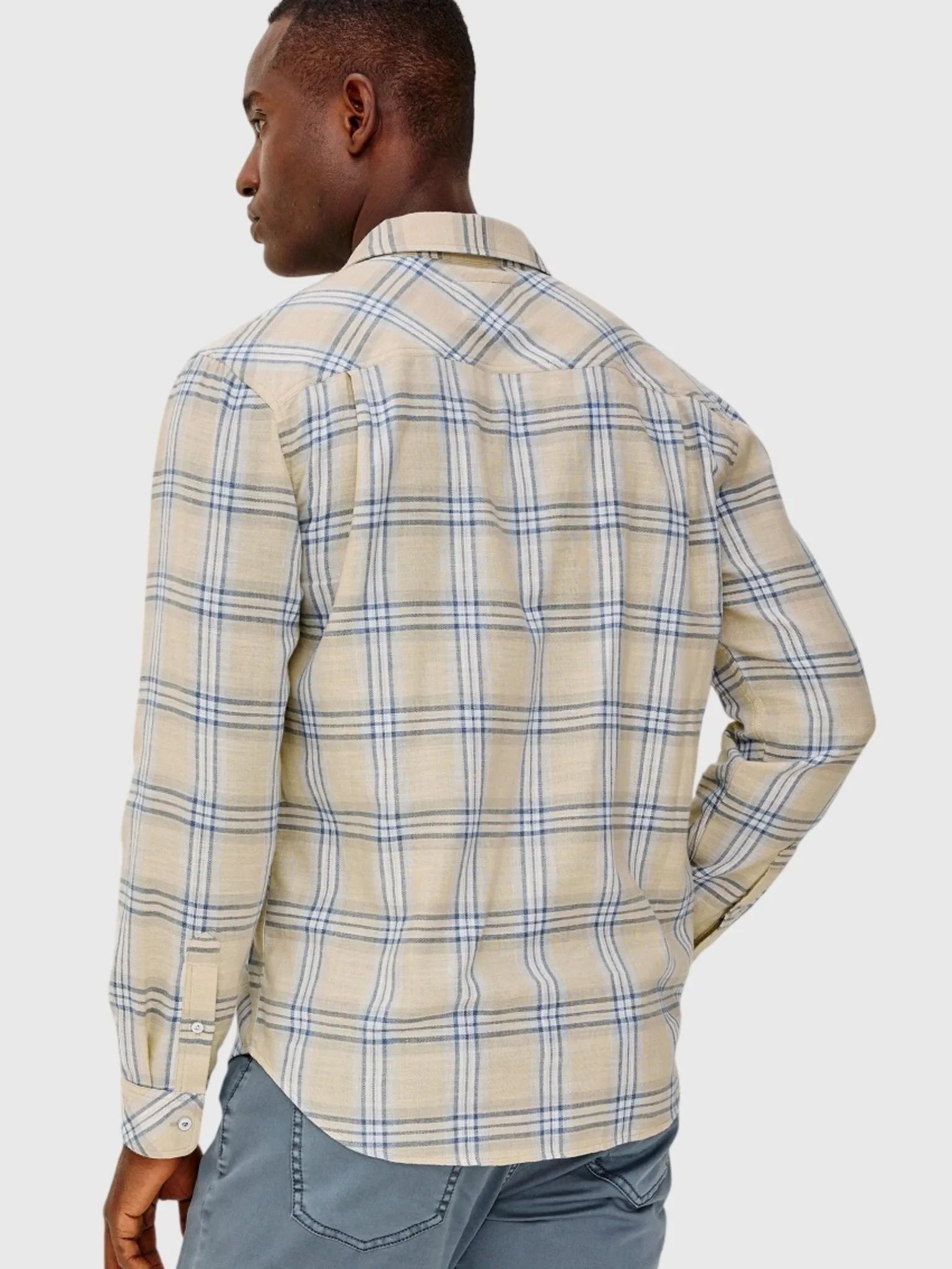 Rails Men's Wyatt Button-Down Shirt sold by Saint Bernard product image thumbnail 2