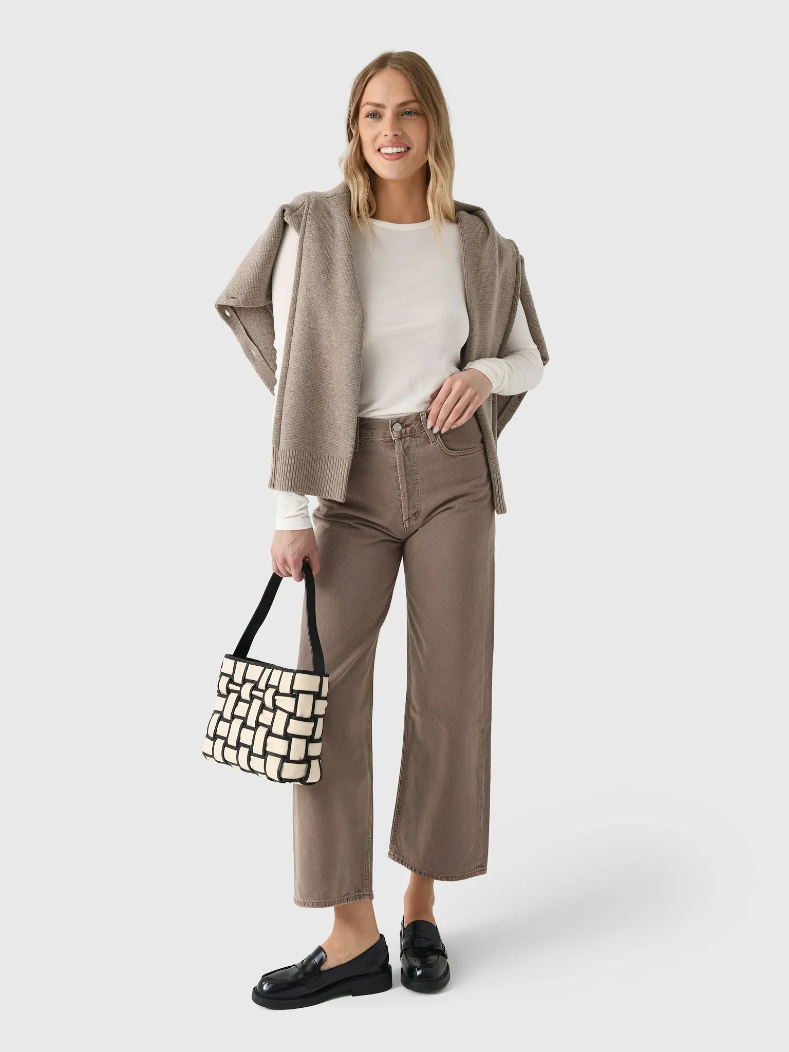 Agolde Women's Ren Wide Leg Jean sold by Saint Bernard product image thumbnail 2