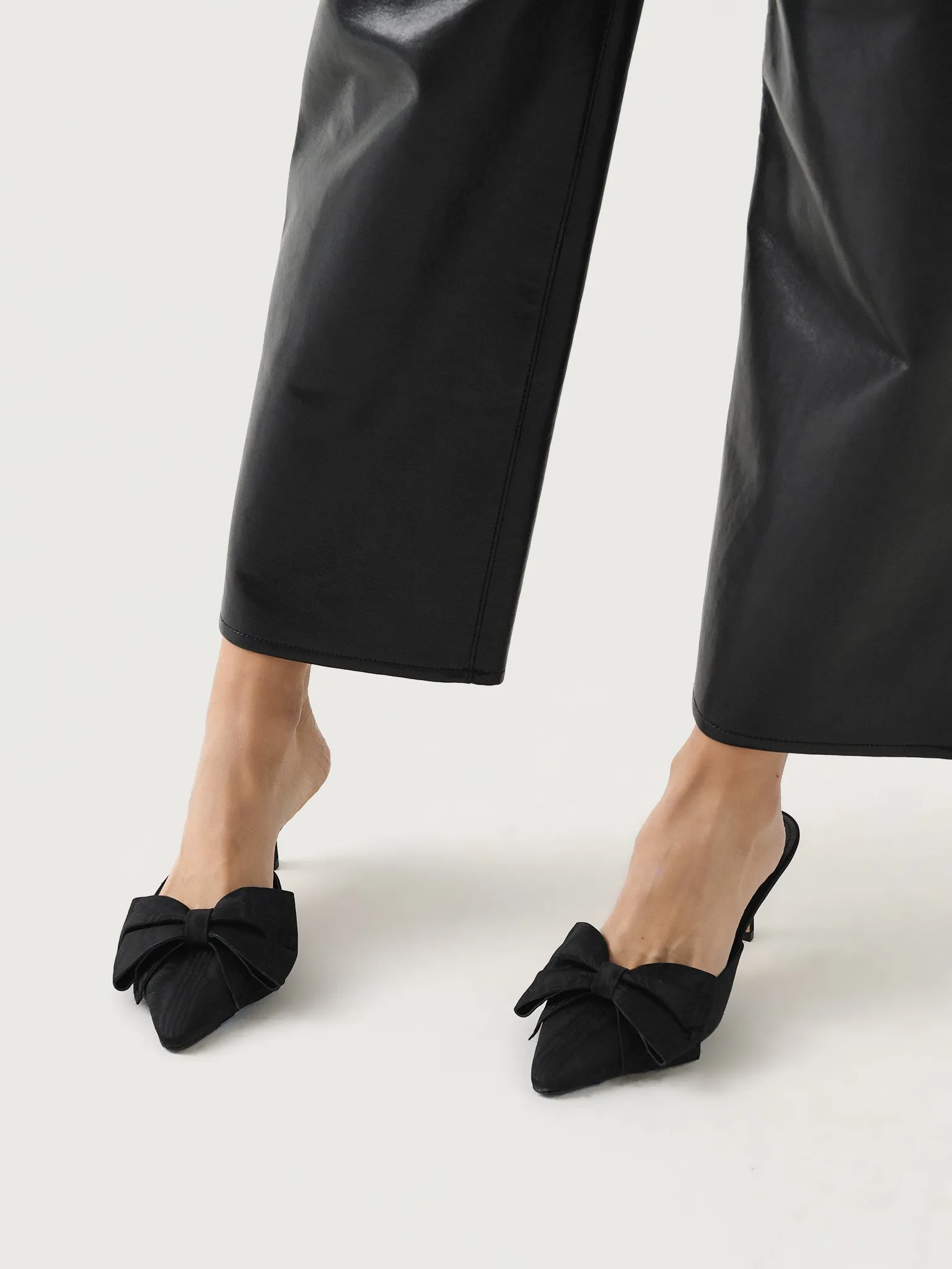 Larroude Women's Mini Elle Pump sold by Saint Bernard product image thumbnail 2