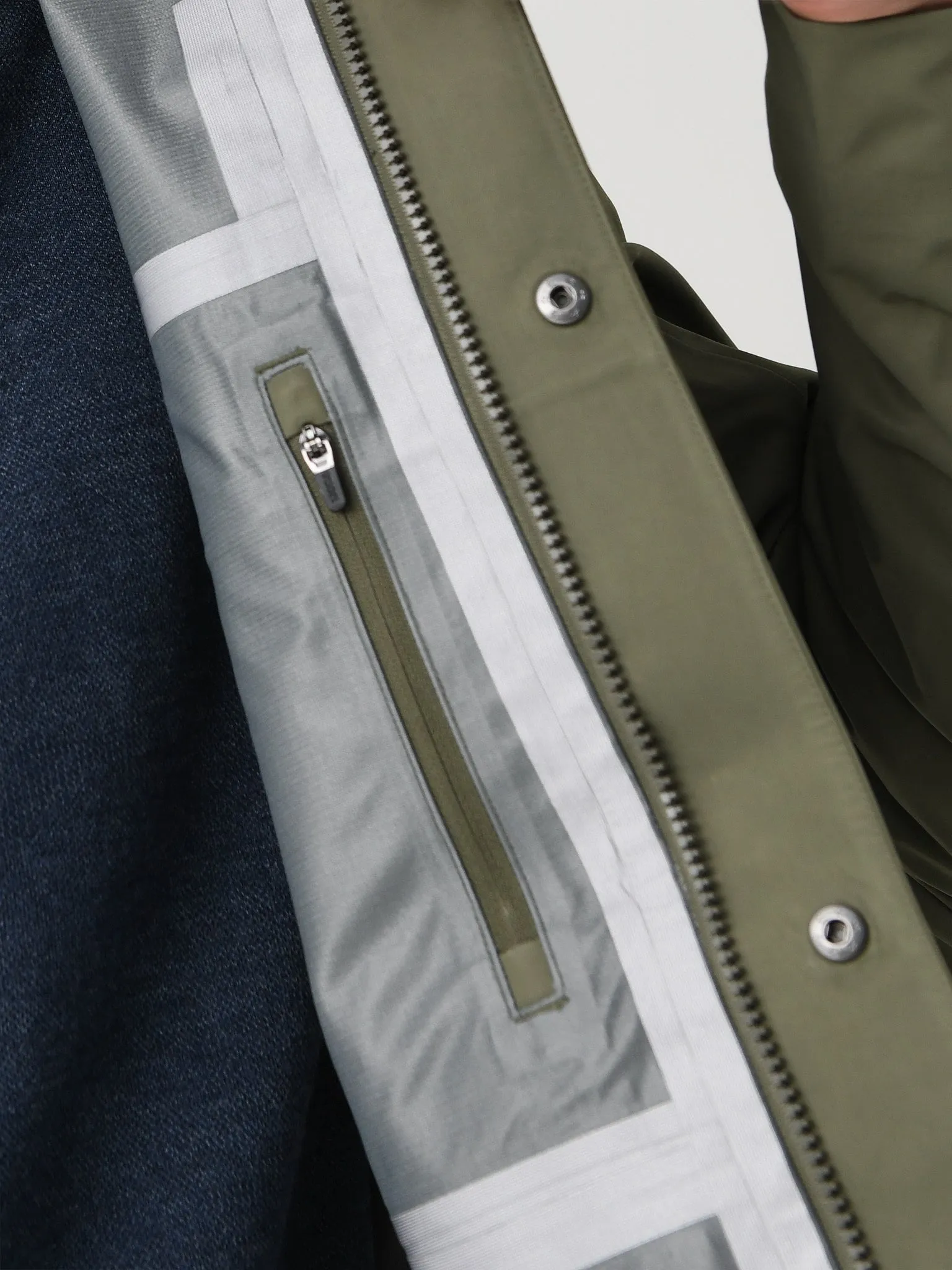 Vuori Men's Tuuli Rain Jacket sold by Saint Bernard product image thumbnail 5