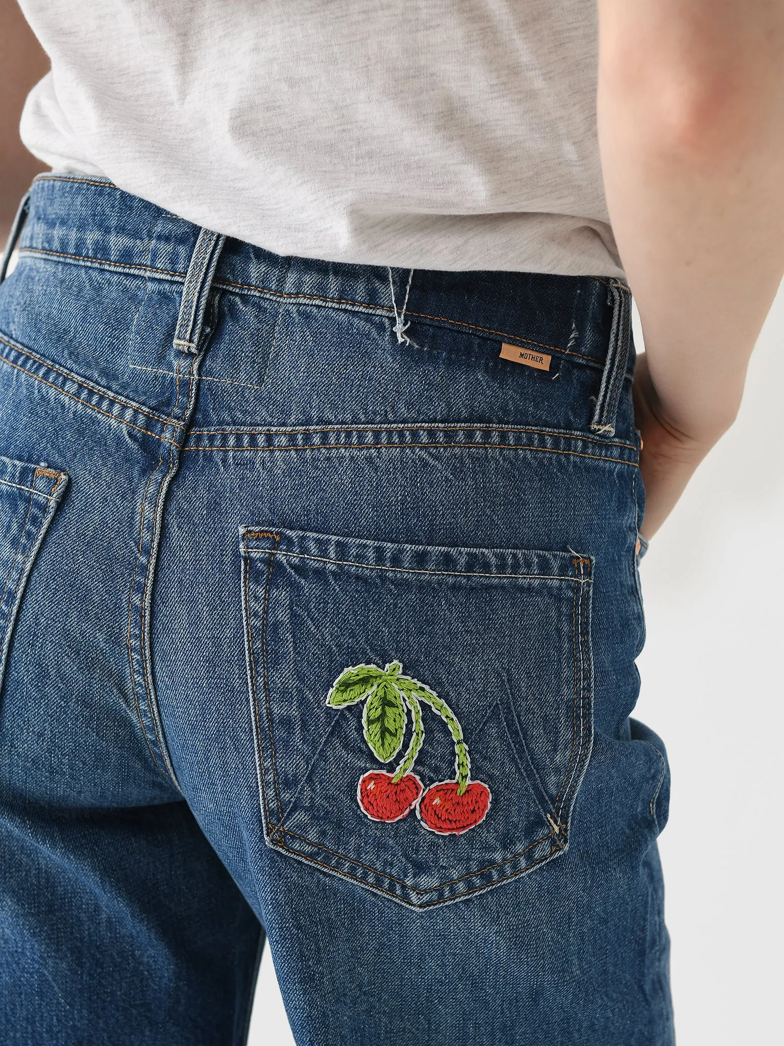 Mother Women's The Dodger Ankle Jean sold by Saint Bernard product image thumbnail 5