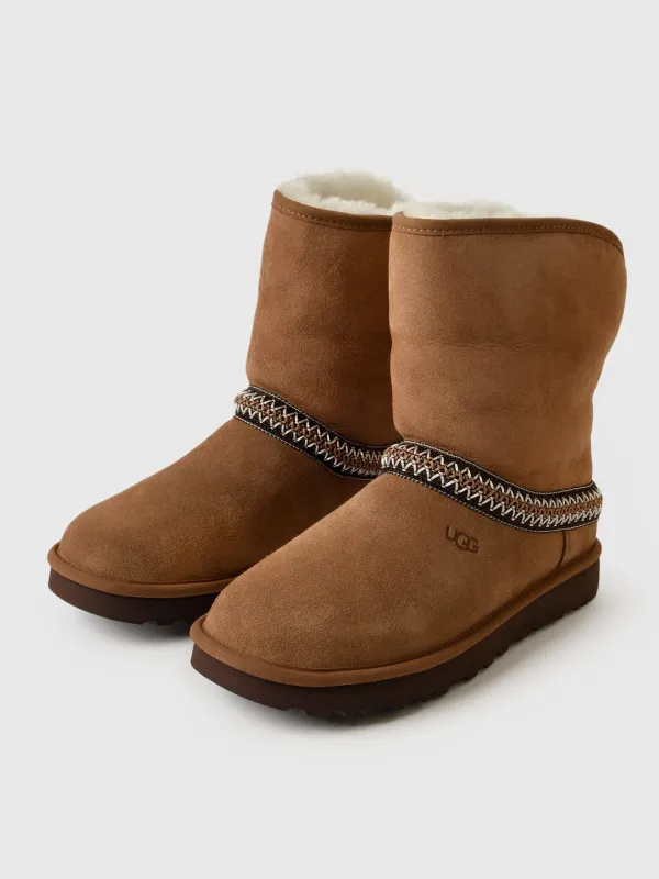 UGG Women's Classic Short Crescent Boot made by UGG