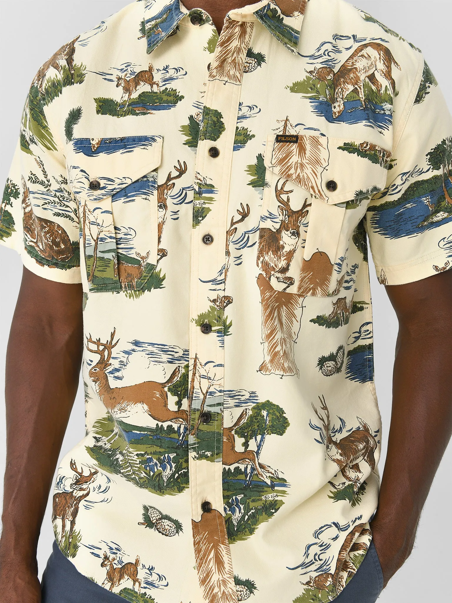 Filson Men's Short Sleeve Lightweight Alaskan Guide Shirt sold by Saint Bernard product image thumbnail 5