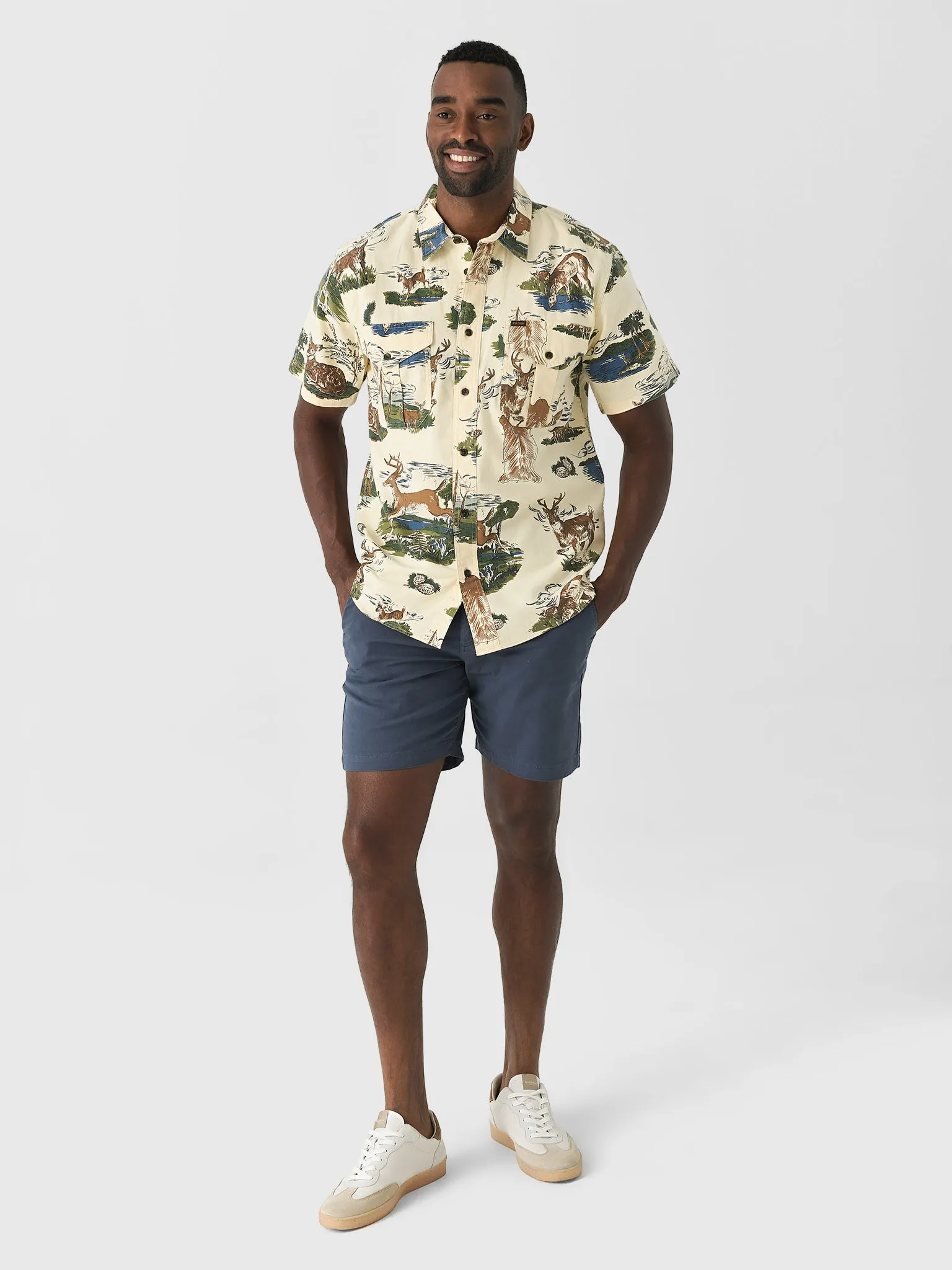 Filson Men's Short Sleeve Lightweight Alaskan Guide Shirt sold by Saint Bernard product image thumbnail 2
