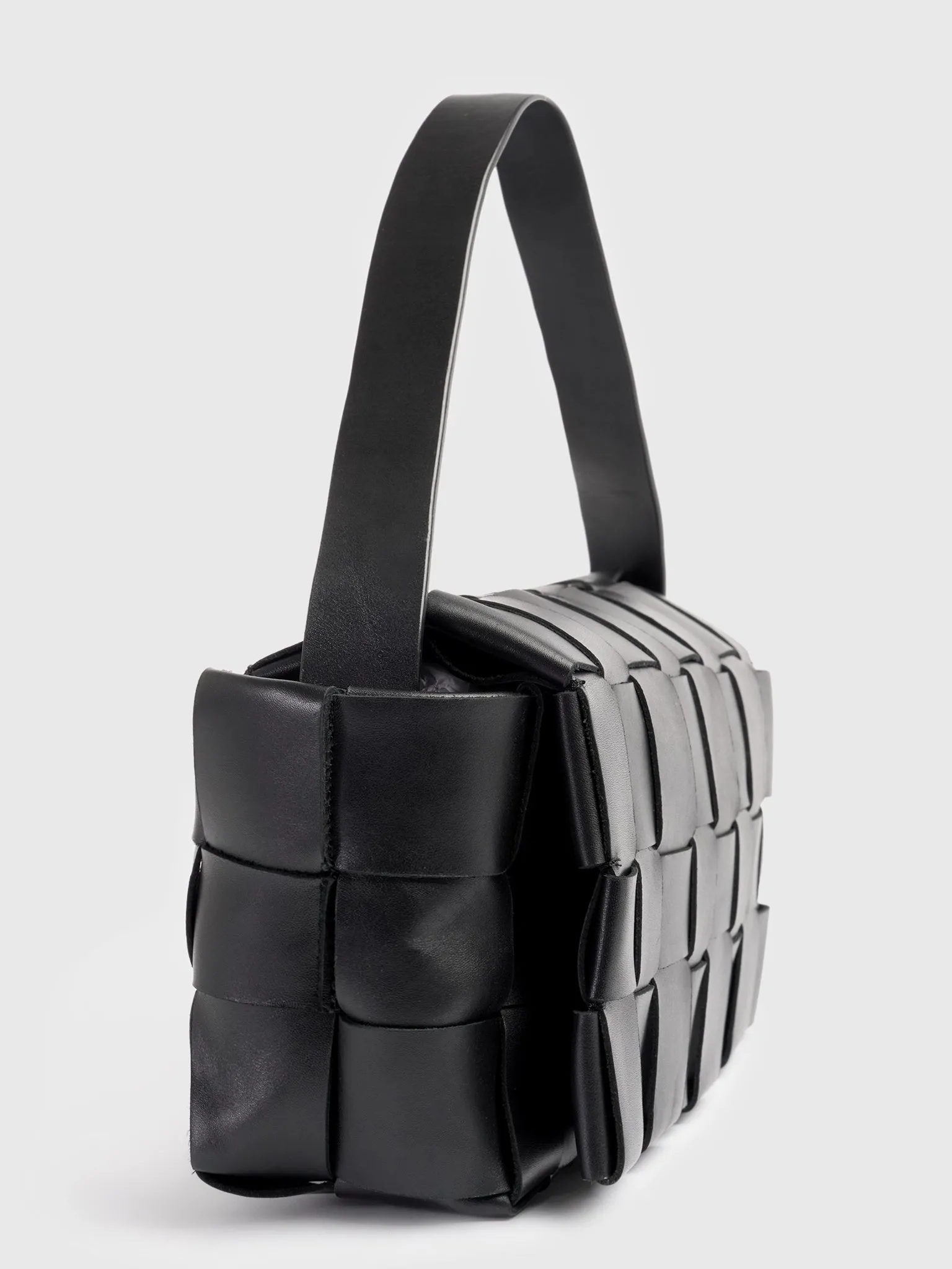 St. Agni Woven Envelope Mini Tote sold by Saint Bernard product image thumbnail 3