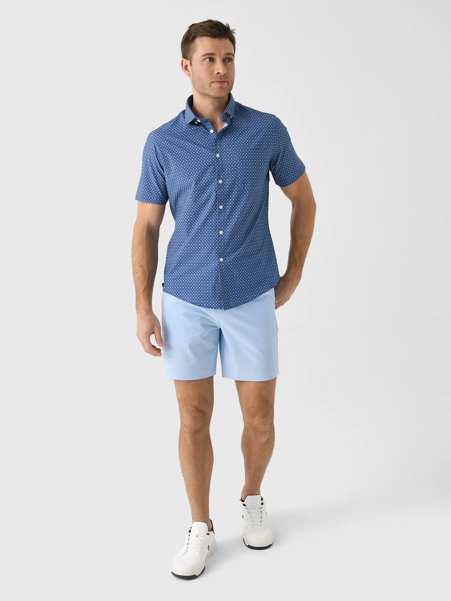 Mizzen+Main Men's Trim Leeward Short Sleeve Dress Shirt sold by Saint Bernard product image thumbnail 2
