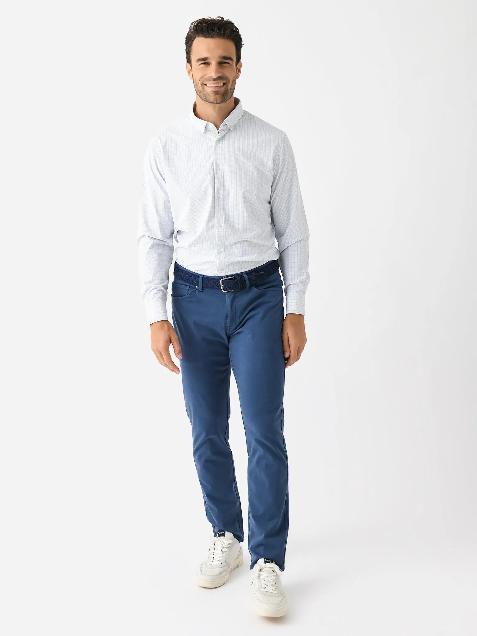 Mizzen+Main Men's Trim Leeward No Tuck Dress Shirt sold by Saint Bernard product image thumbnail 2