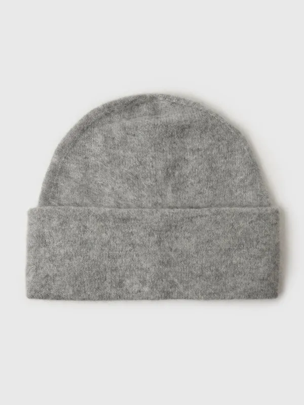 Vince Women's Brushed Cashmere Beanie made by Saint Bernard