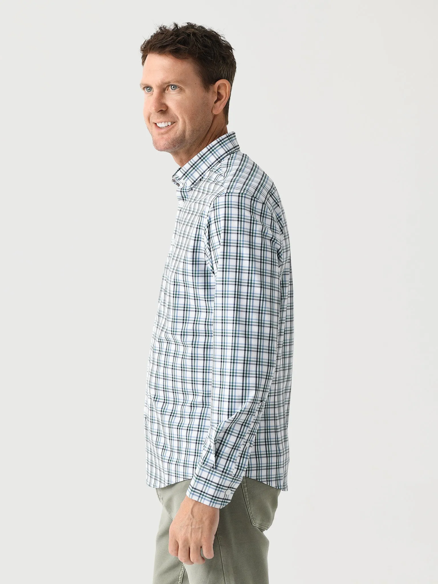 Mizzen+Main Men's Trim Leeward No Tuck Dress Shirt sold by Saint Bernard product image thumbnail 3