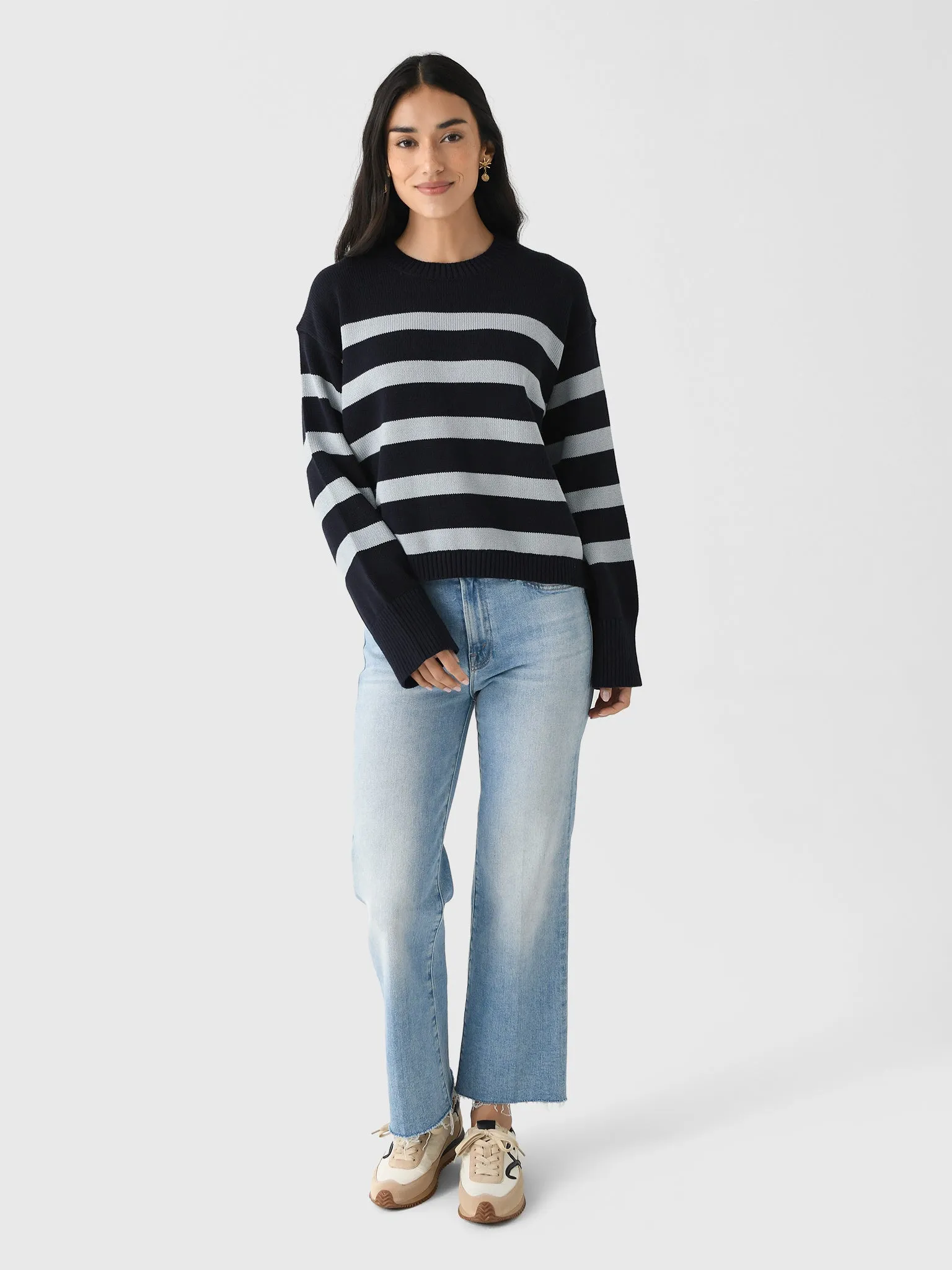Mother Women's The Kick It Ankle Fray Jean sold by Saint Bernard product image thumbnail 2