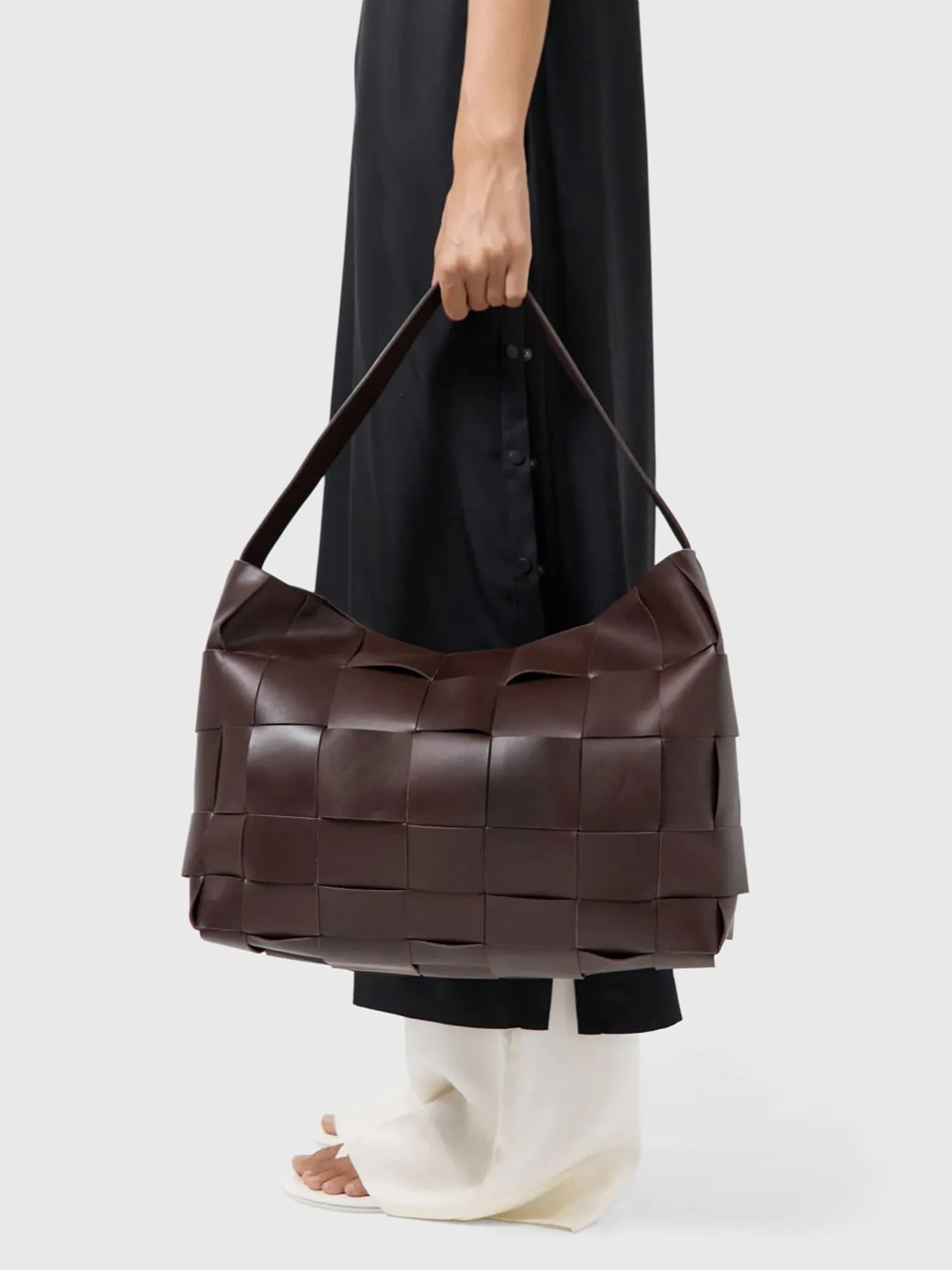 St. Agni Woven Large Tote sold by Saint Bernard product image thumbnail 2