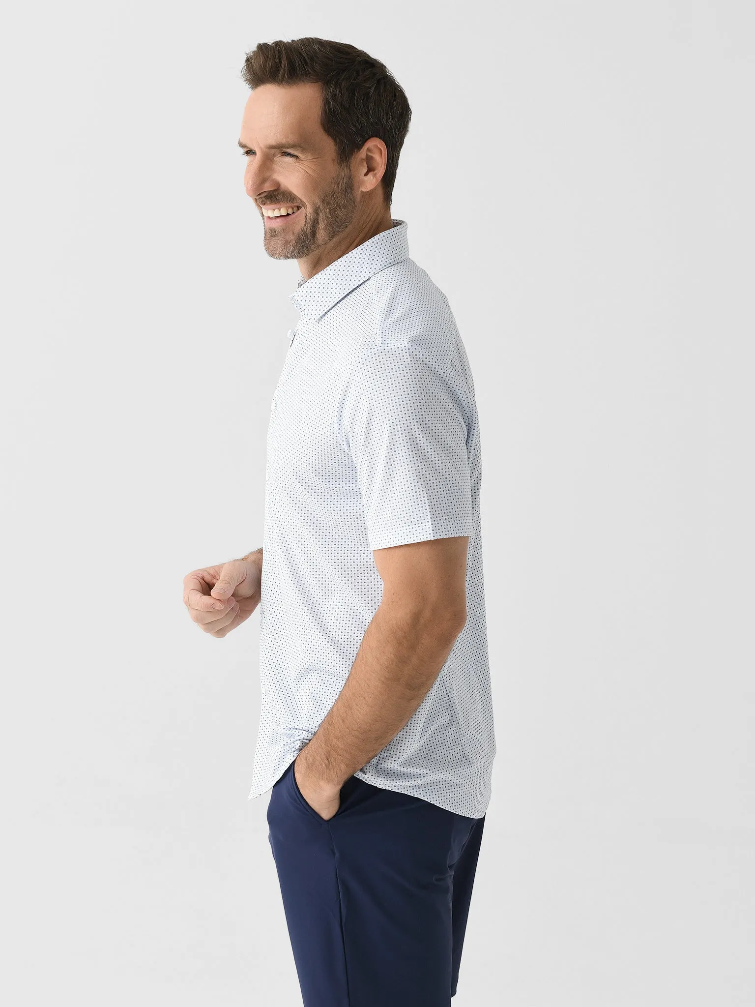 Mizzen+Main Men's Trim Halyard Button-Down Shirt sold by Saint Bernard product image thumbnail 3