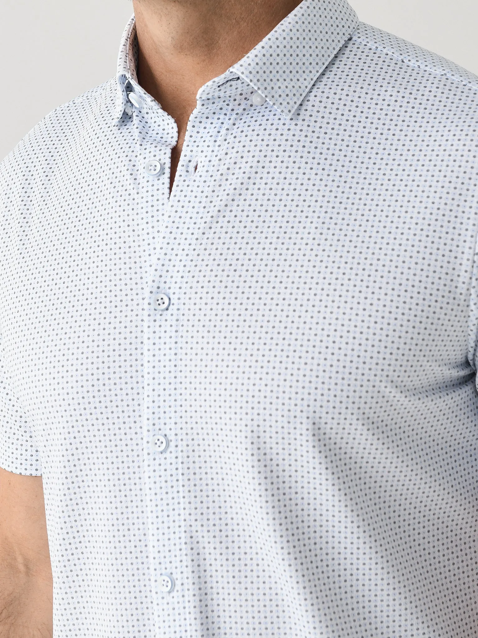 Mizzen+Main Men's Trim Halyard Button-Down Shirt sold by Saint Bernard product image thumbnail 5