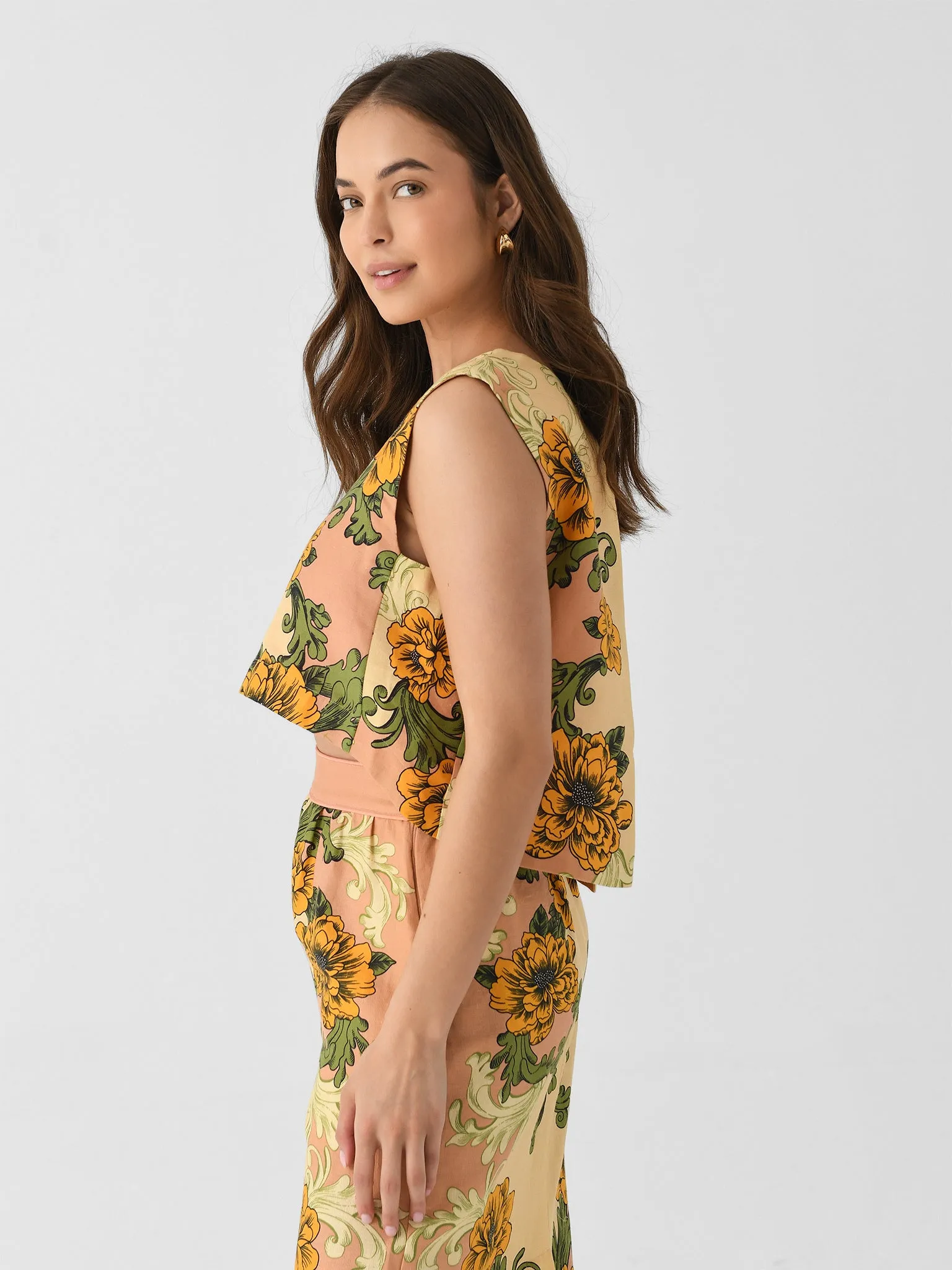 Farm Rio Women's Delicate Flower Arabesques Crop Top sold by Saint Bernard product image thumbnail 3