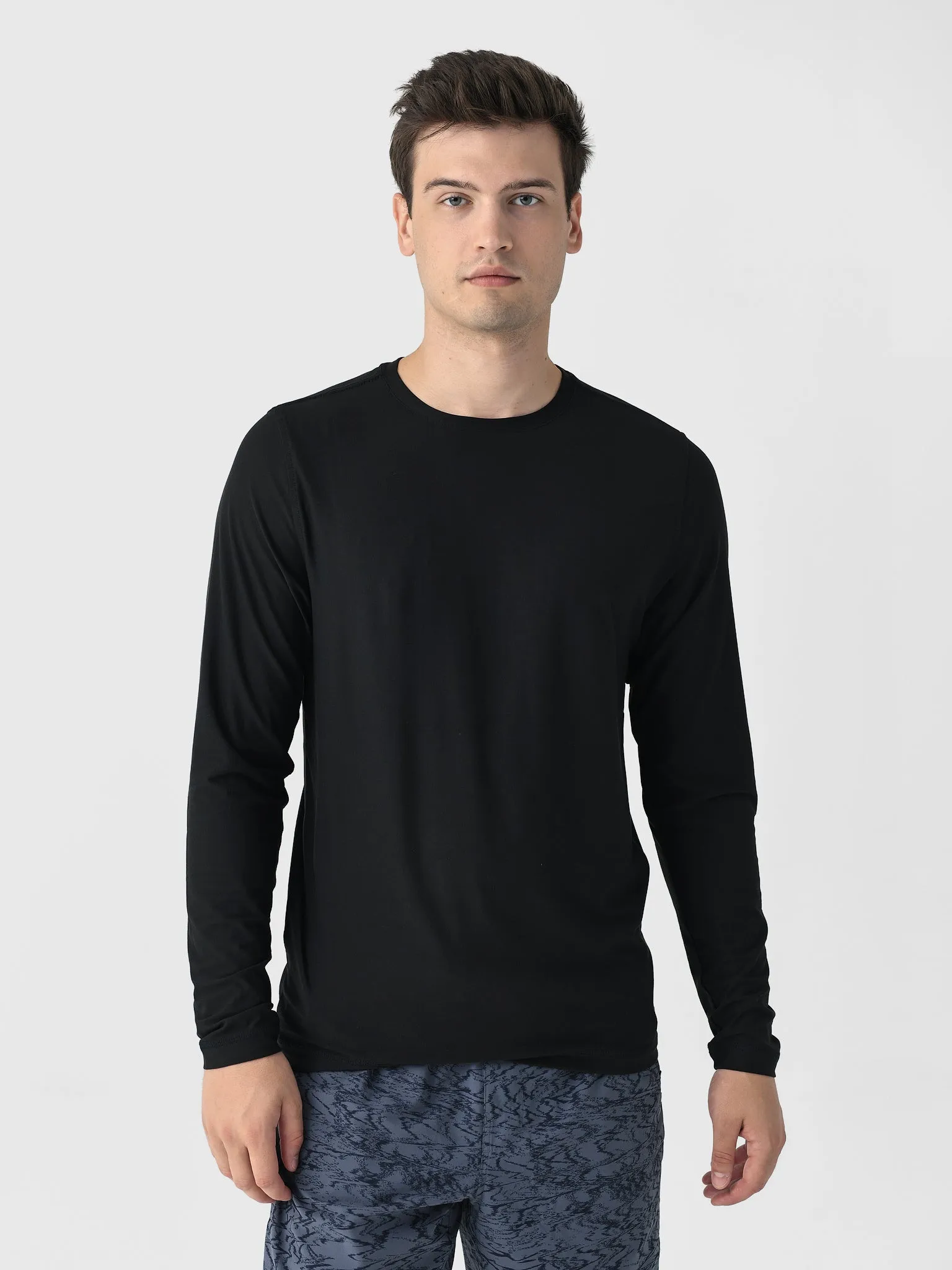 Vuori Men's Long Sleeve Strato Tech Tee sold by Saint Bernard product image thumbnail 5