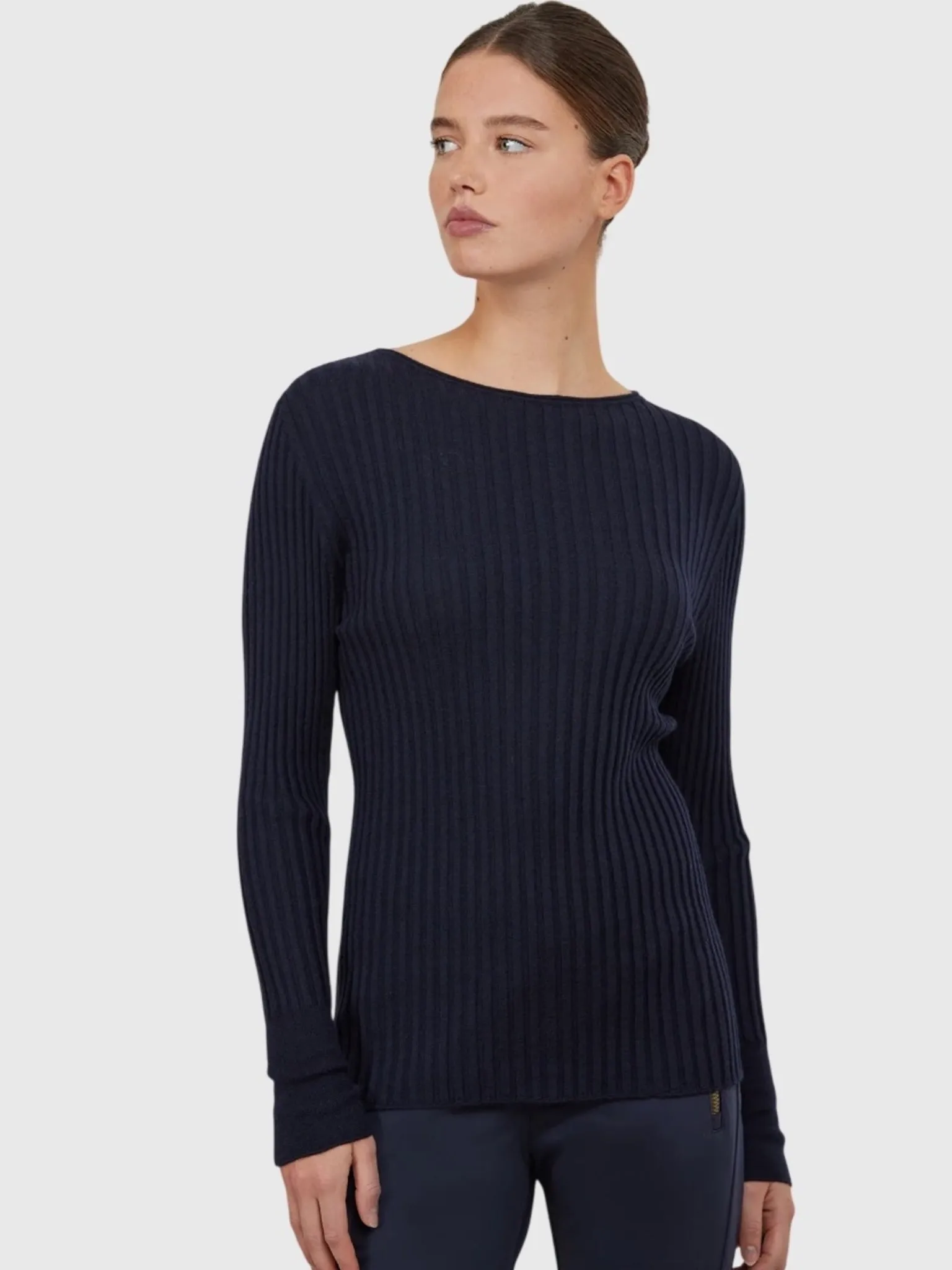 Frauenschuh Women's Camelia Crew Neck Sweater sold by Saint Bernard product image thumbnail 3