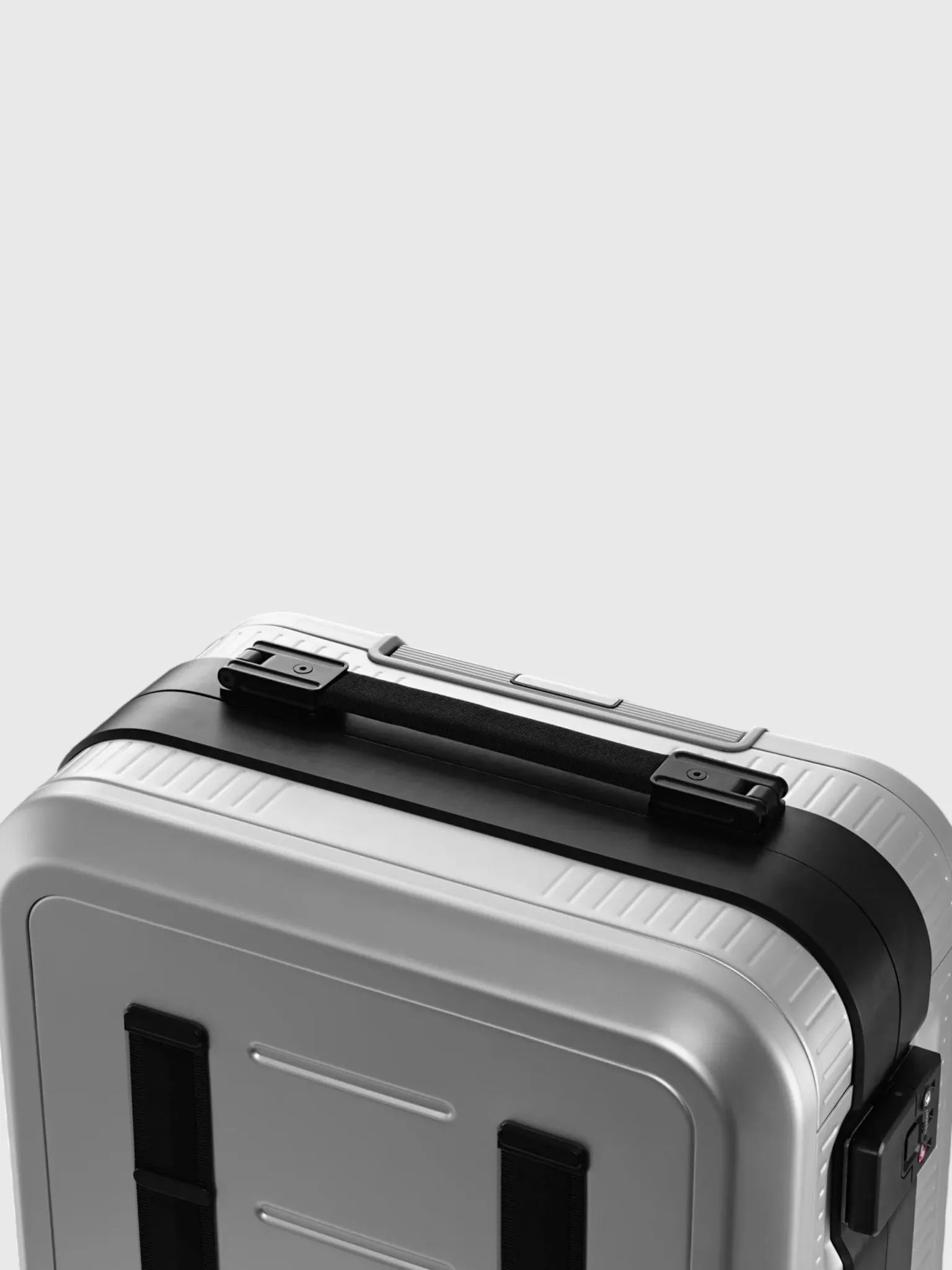 DB Journey Ramverk Alu Carry-on Luggage sold by Saint Bernard product image thumbnail 4
