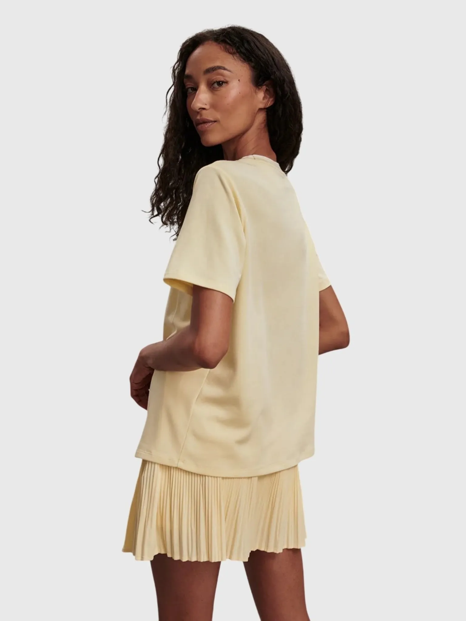 Varley Women's Harridge Graphic Tee sold by Saint Bernard product image thumbnail 2