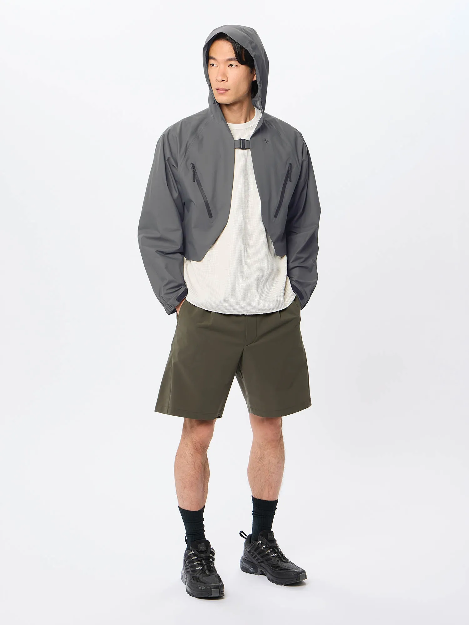 One Tuck Light Stretch Shorts sold by Goldwin product image thumbnail 4