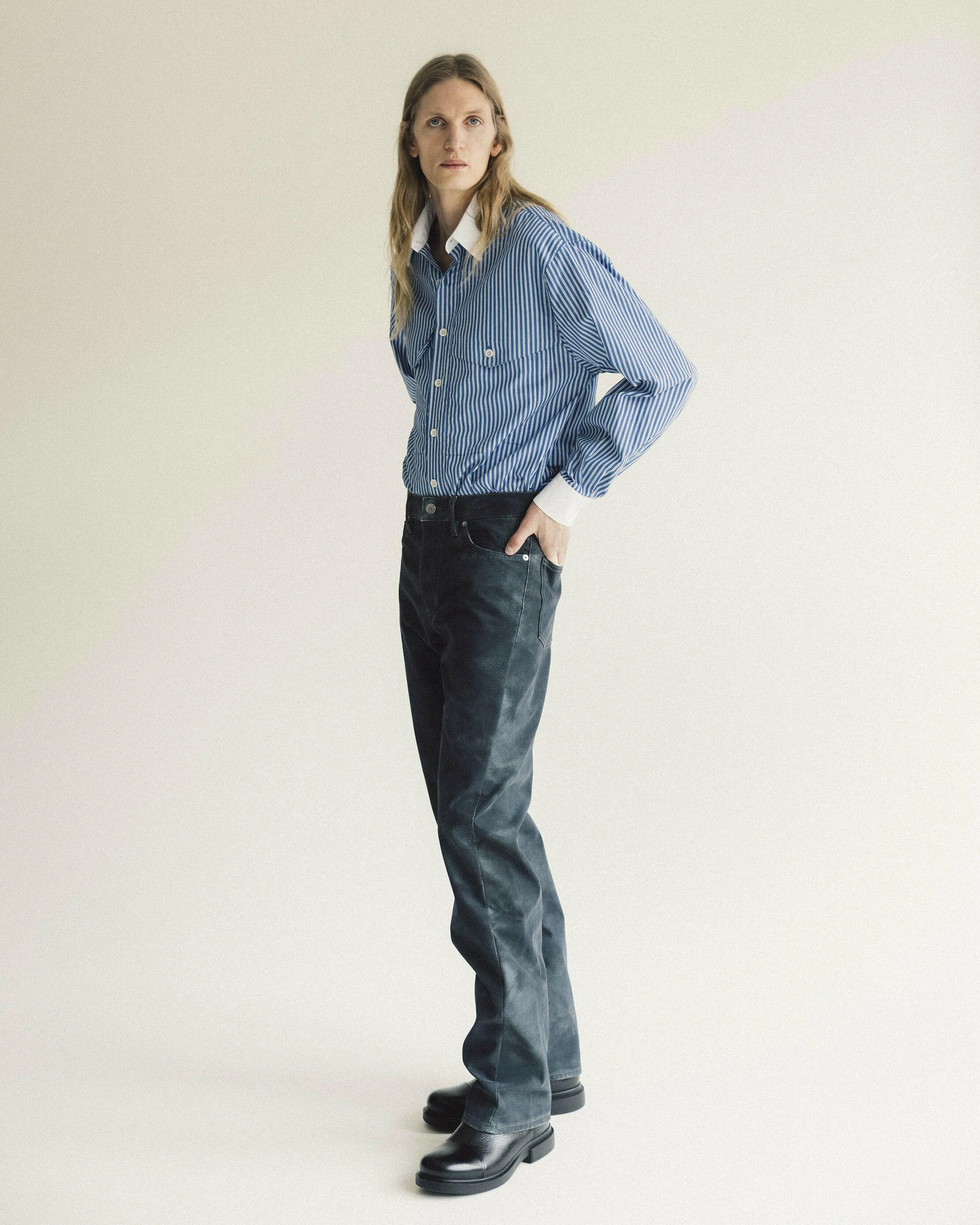 NOTE SHIRT CONTRAST sold by Sunflower