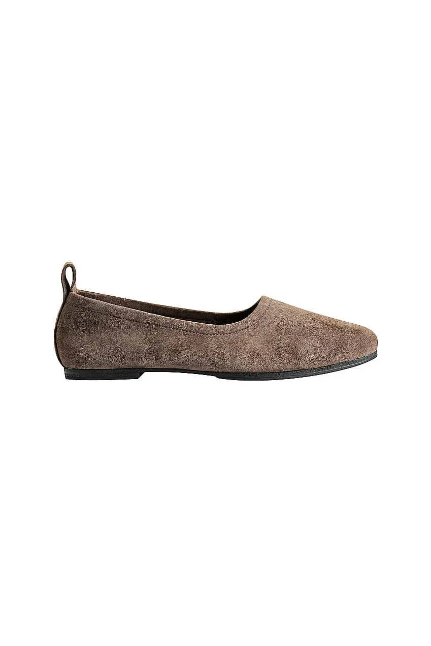 The Jude Ballet Flat | Cocoa Suede sold by The Bali Tailor