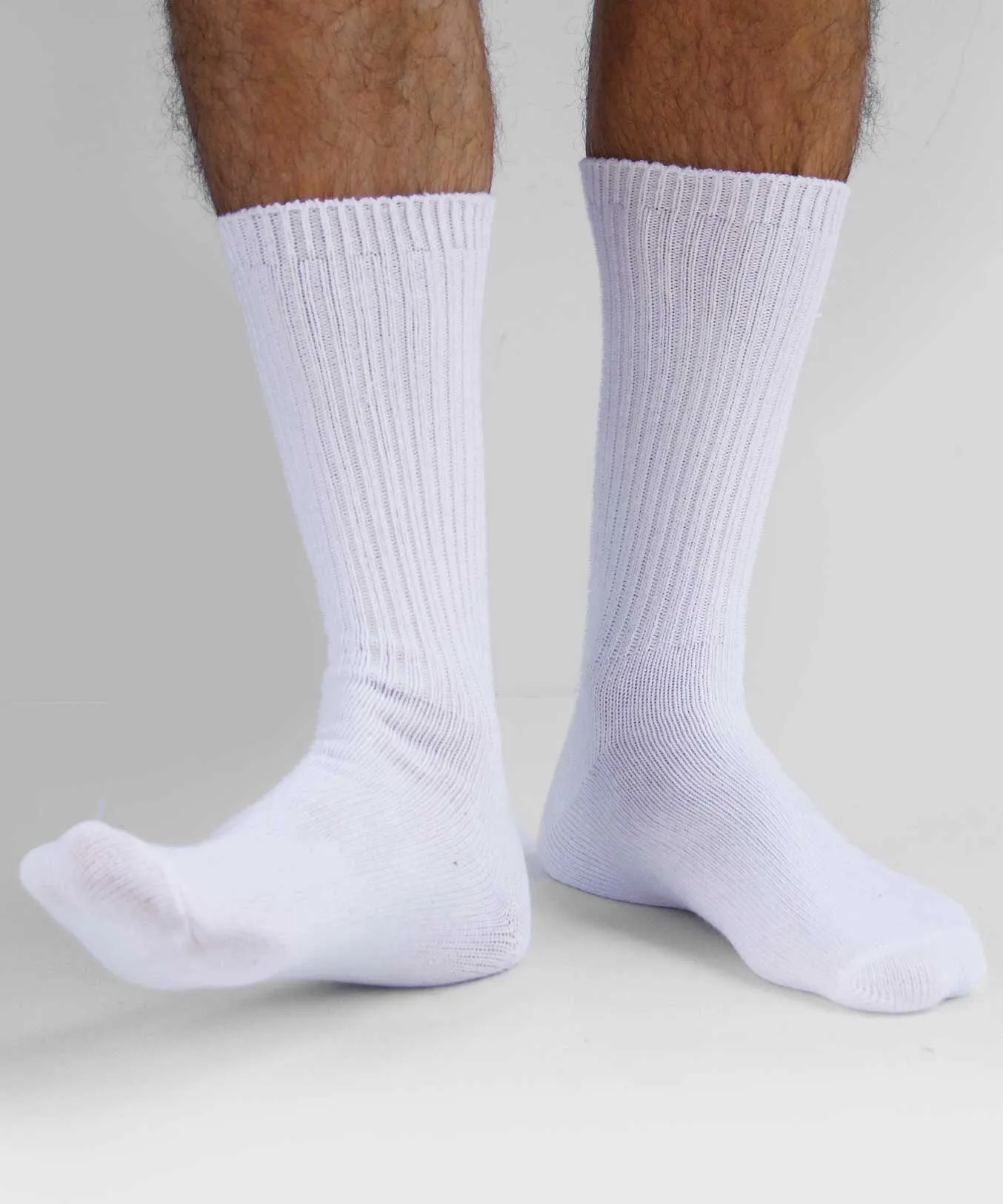 (Pre-order) Dyed Cotton Socks | White sold by OKAYOK