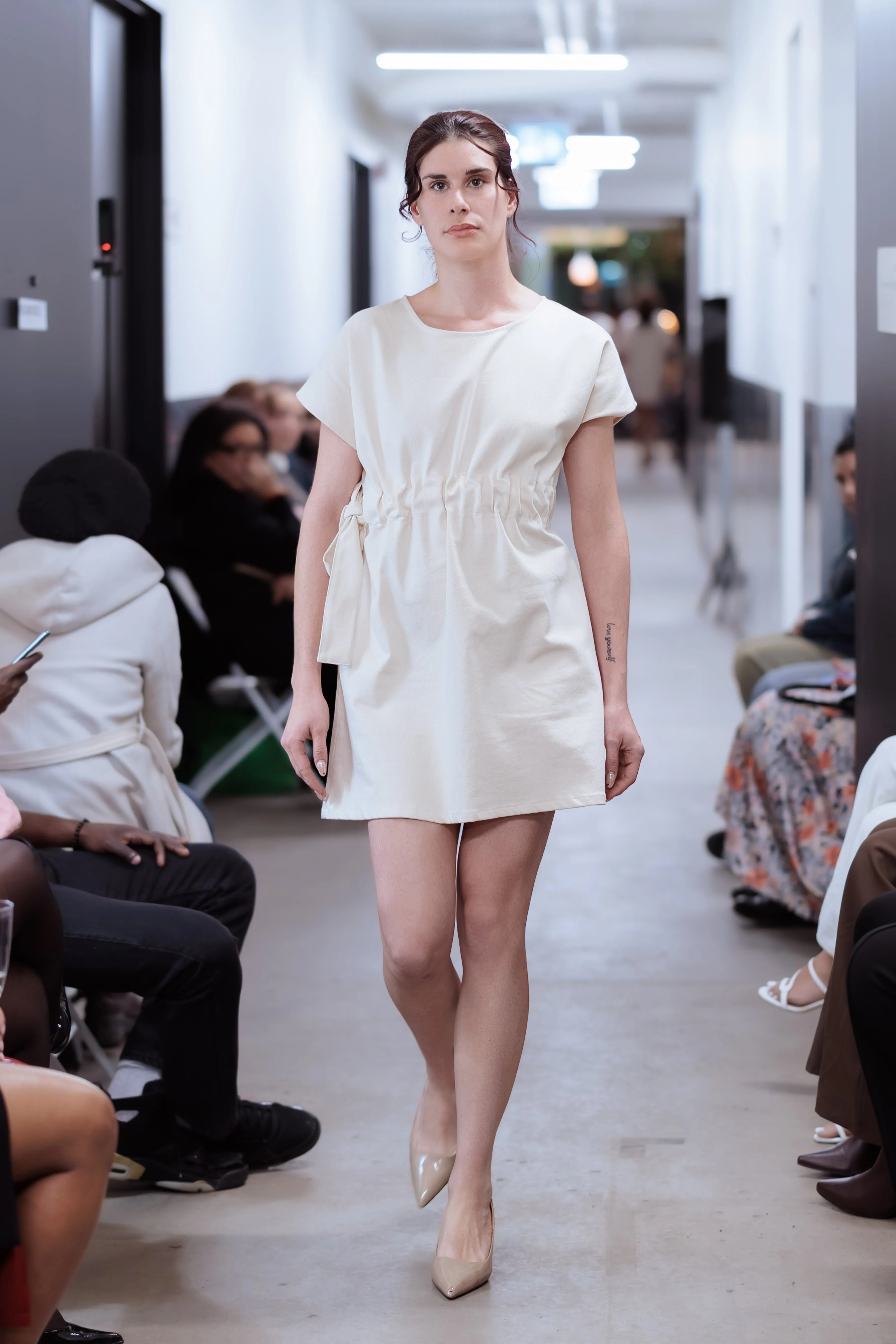 MEDELLIN DRESS CREAM sold by MAS product image thumbnail 4