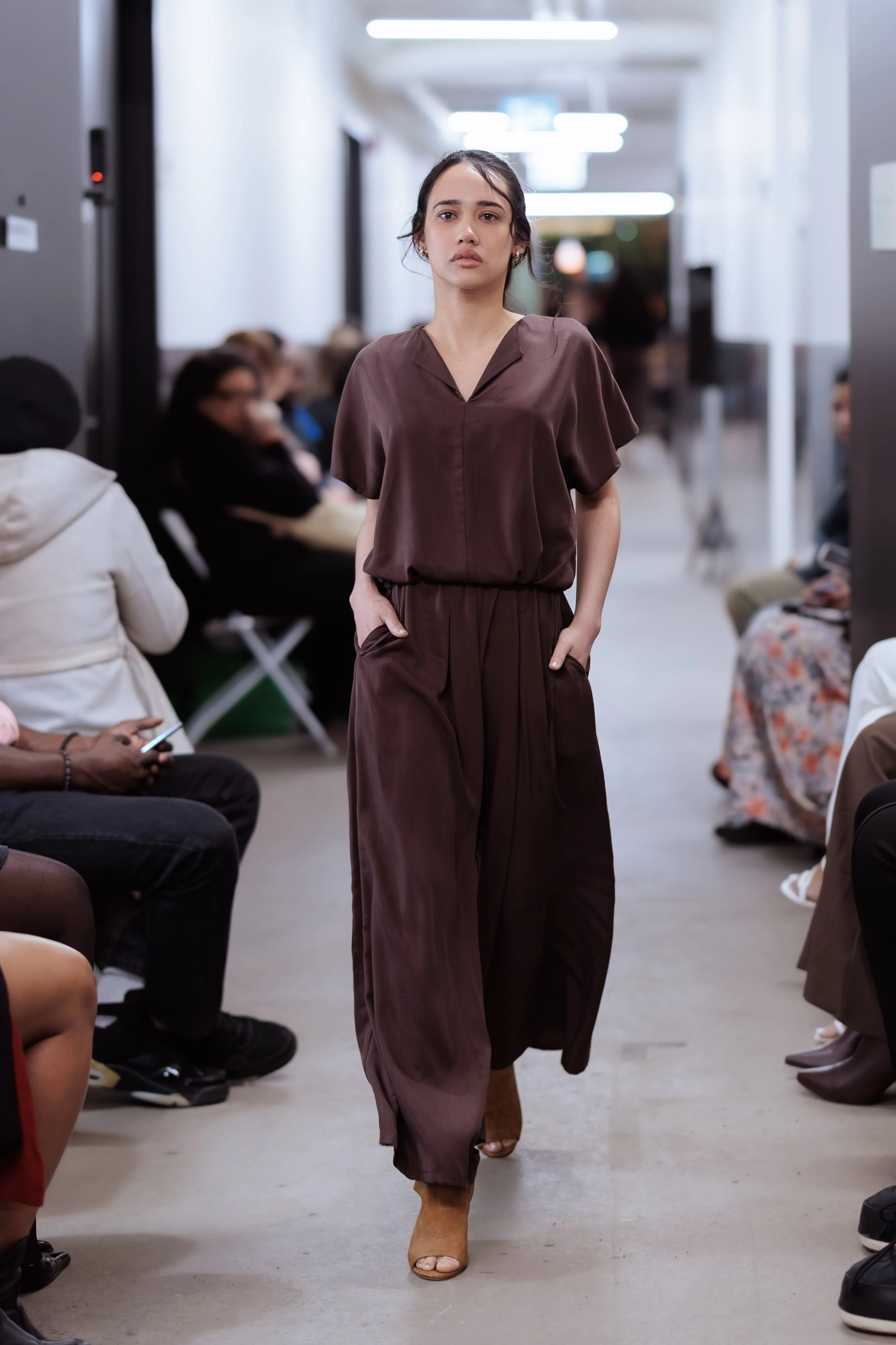 AMALFI BLOUSE CACAO sold by MAS