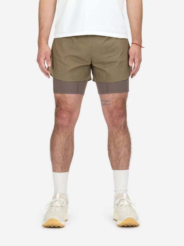 Pace Short ~ Pebble sold by 3sixteen