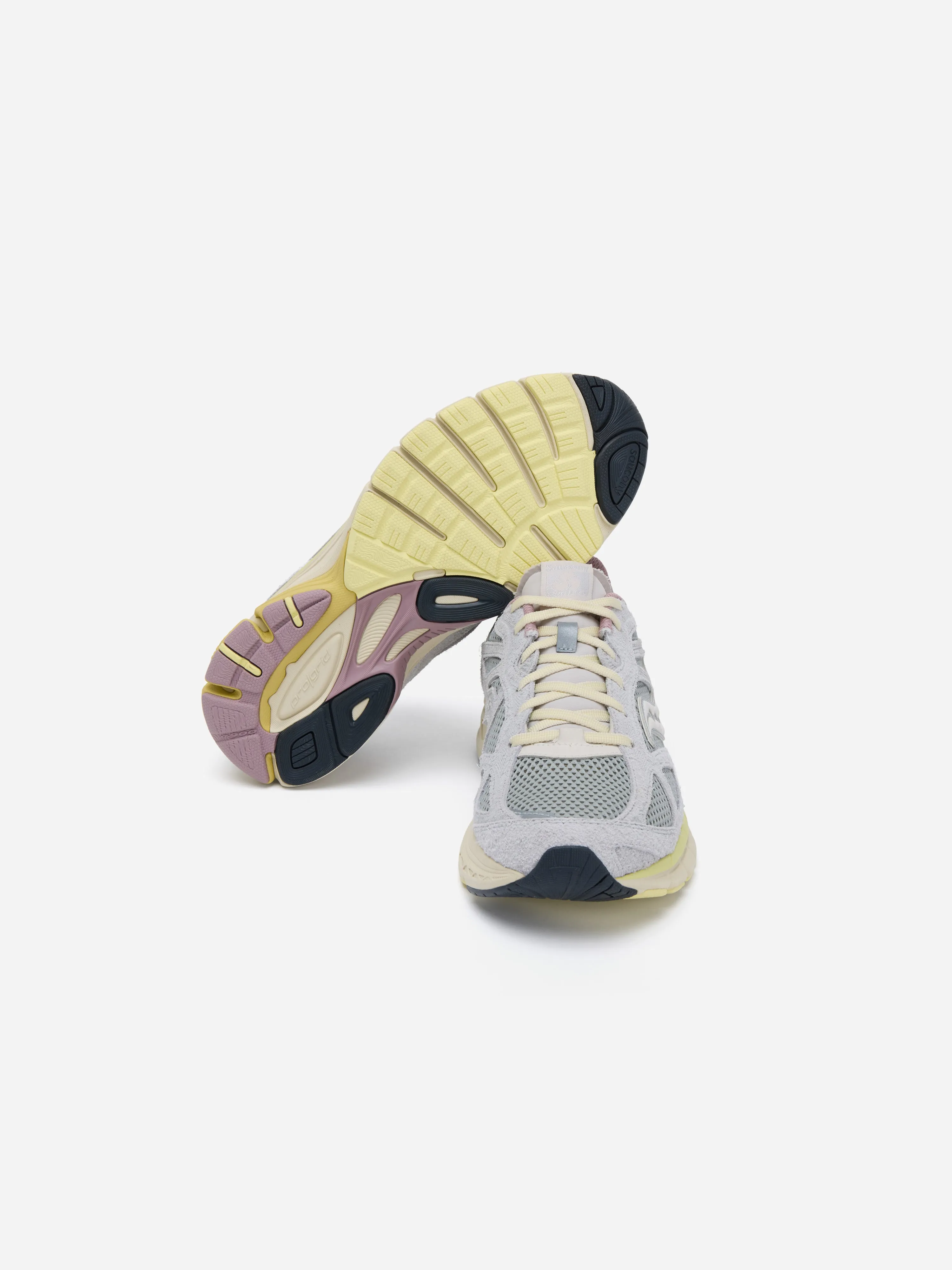 Saucony for 3sixteen ~ Guide v7.3s - Graphite sold by 3sixteen product image thumbnail 5