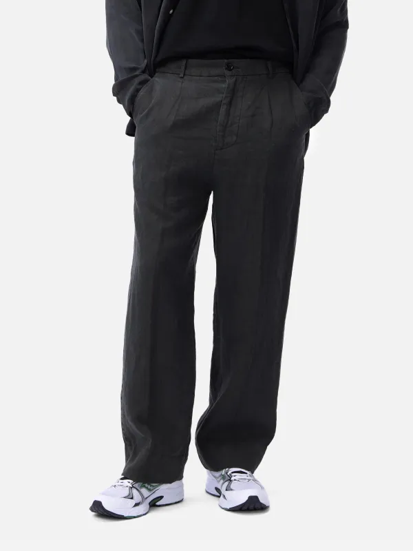 Pleated Trouser ~ Black Linen made by 3sixteen