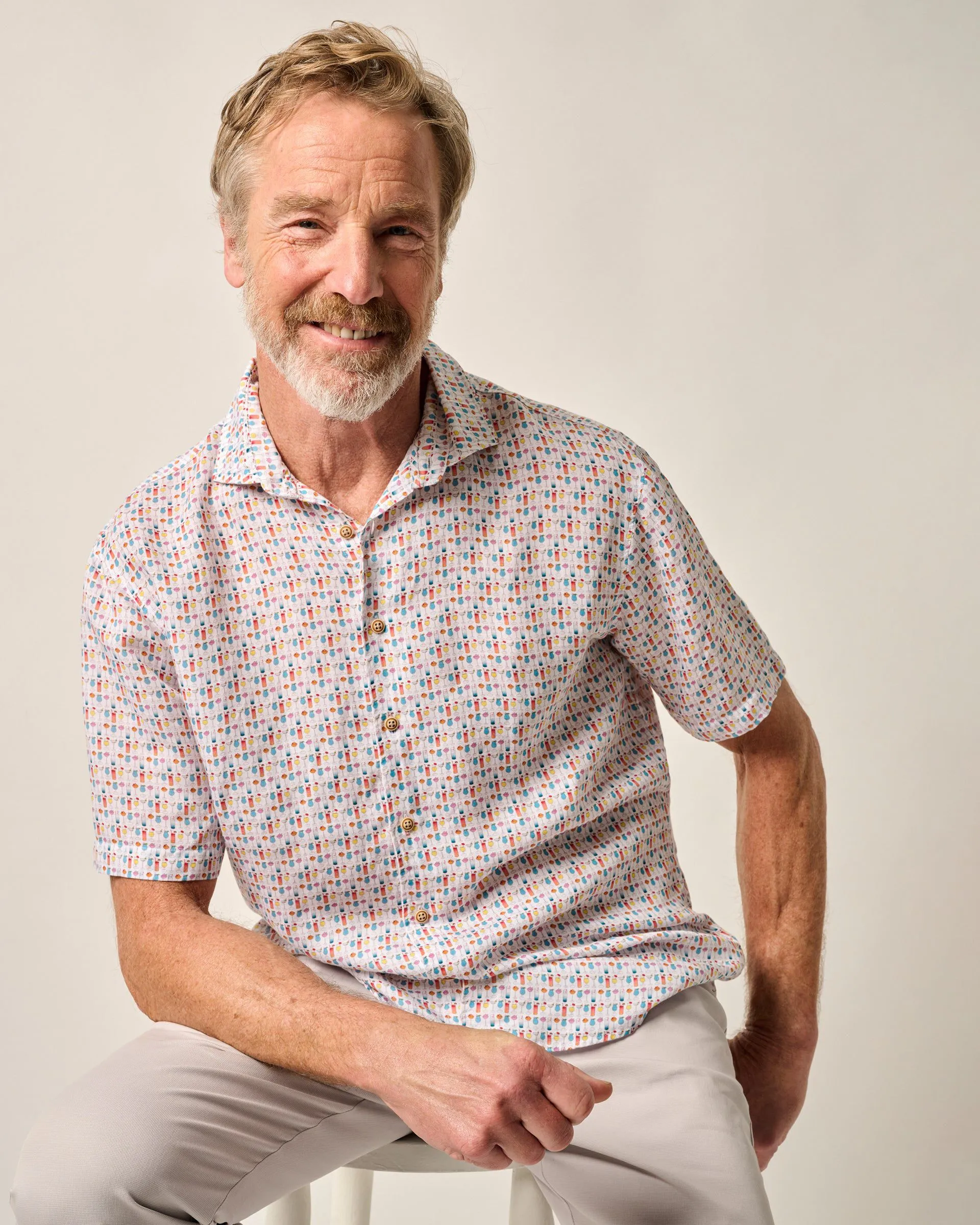 Short Sleeve Hangin' Out Linen Button Down Shirt - 5 O' Clock Somewhere sold by Johnnie-O product image thumbnail 4